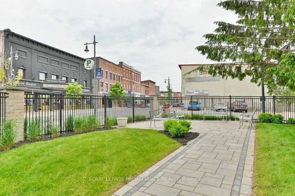 344 Front Street, #906