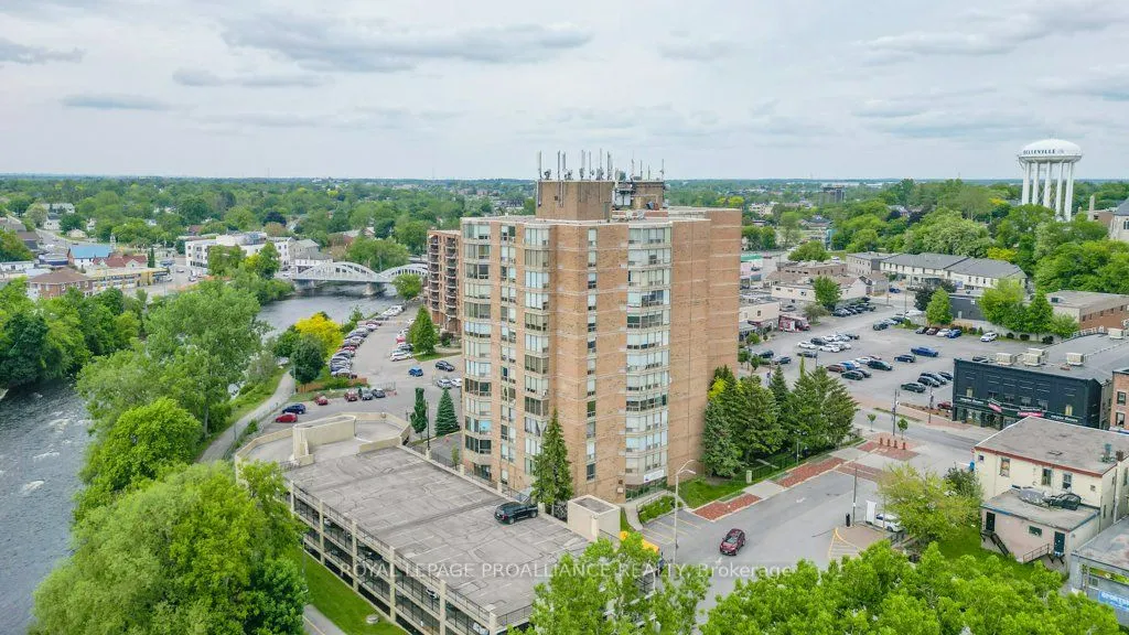 344 Front Street, #906