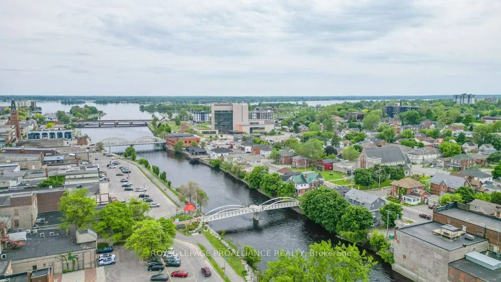 344 Front Street, #906