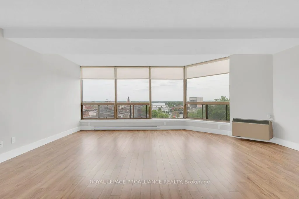 344 Front Street, #906