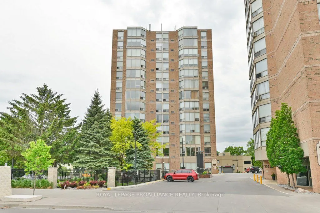 344 Front Street, #906