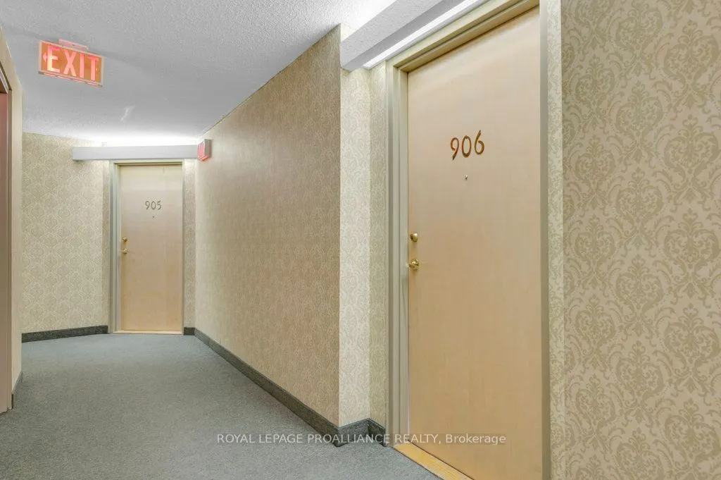 344 Front Street, #906