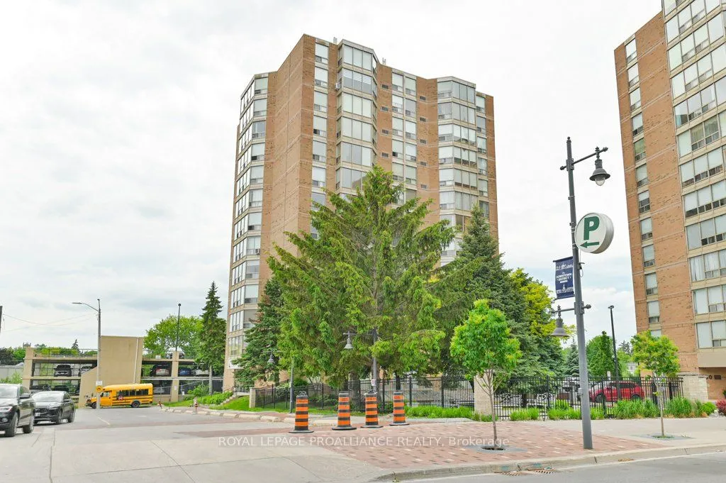 344 Front Street, #906