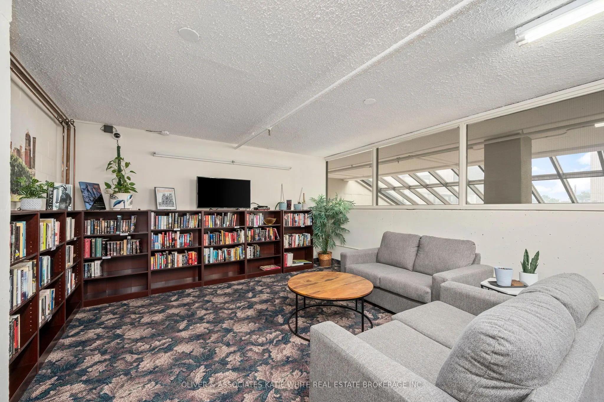 380 King Street, #1507