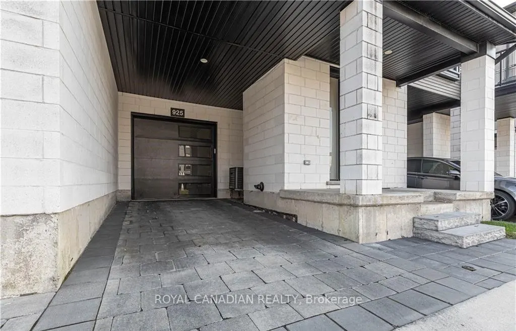 925 Manhattan Way, #152