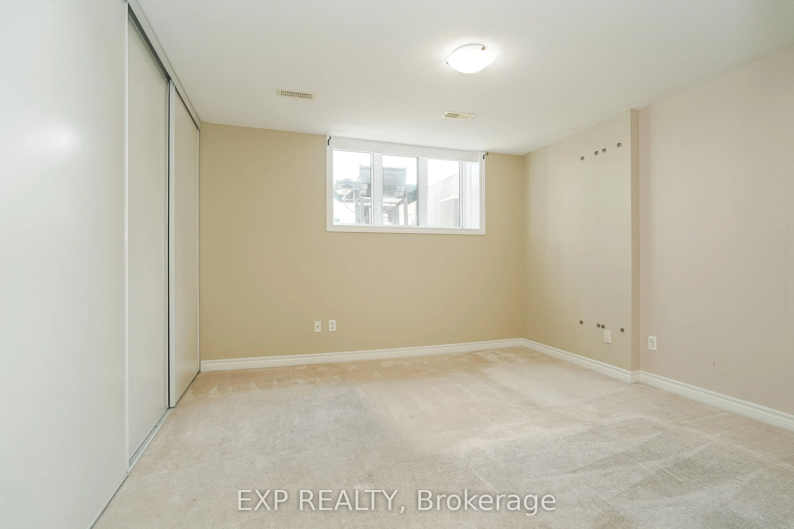 620 Lakeridge Drive, #88