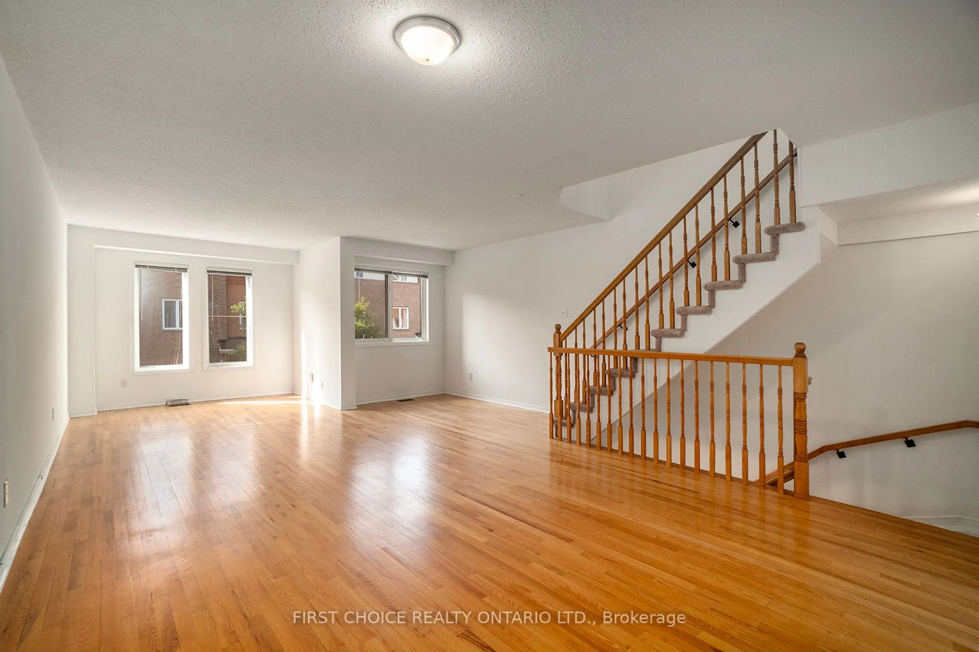 15 Drayton Private
