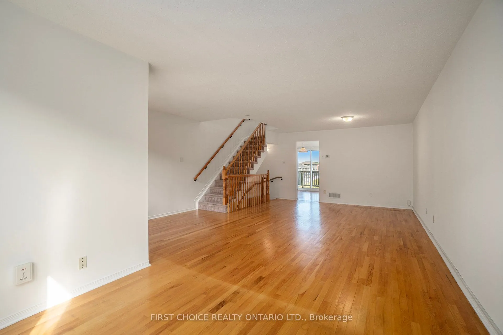 15 Drayton Private