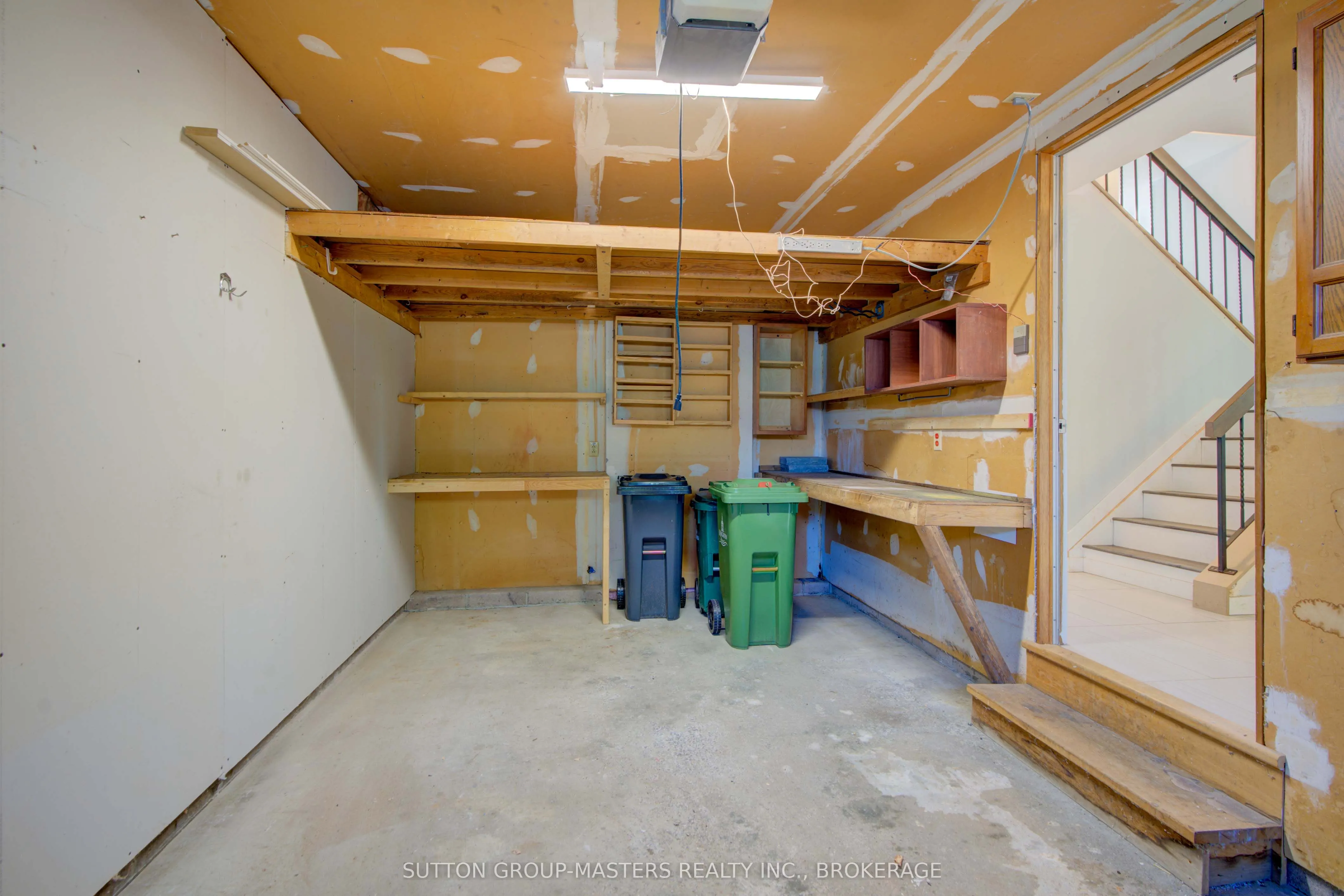 846 Sandringham Place