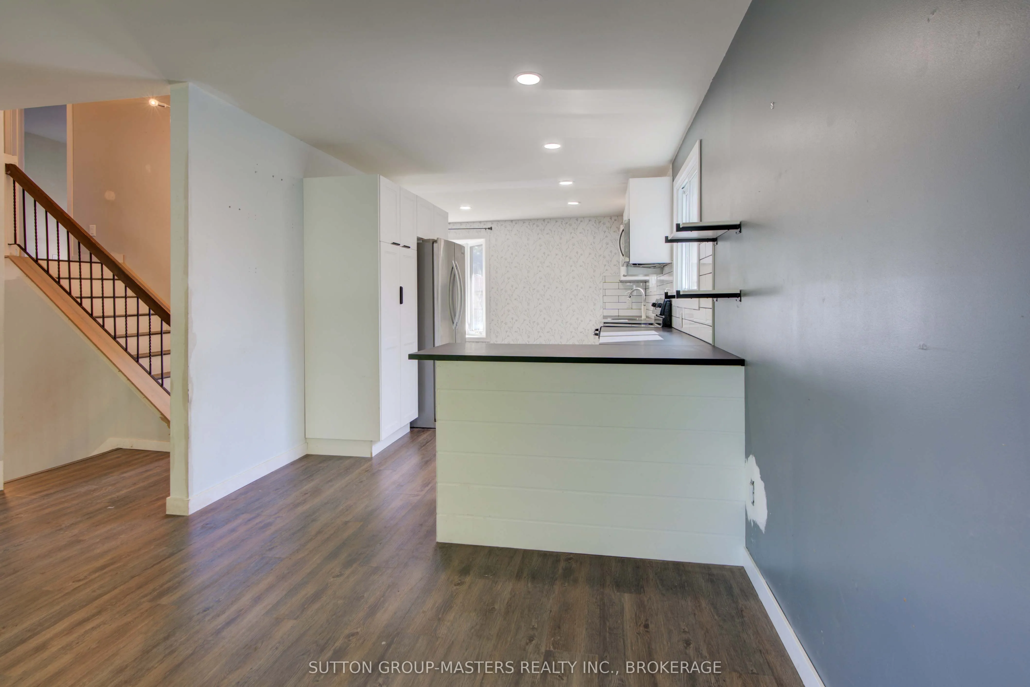846 Sandringham Place