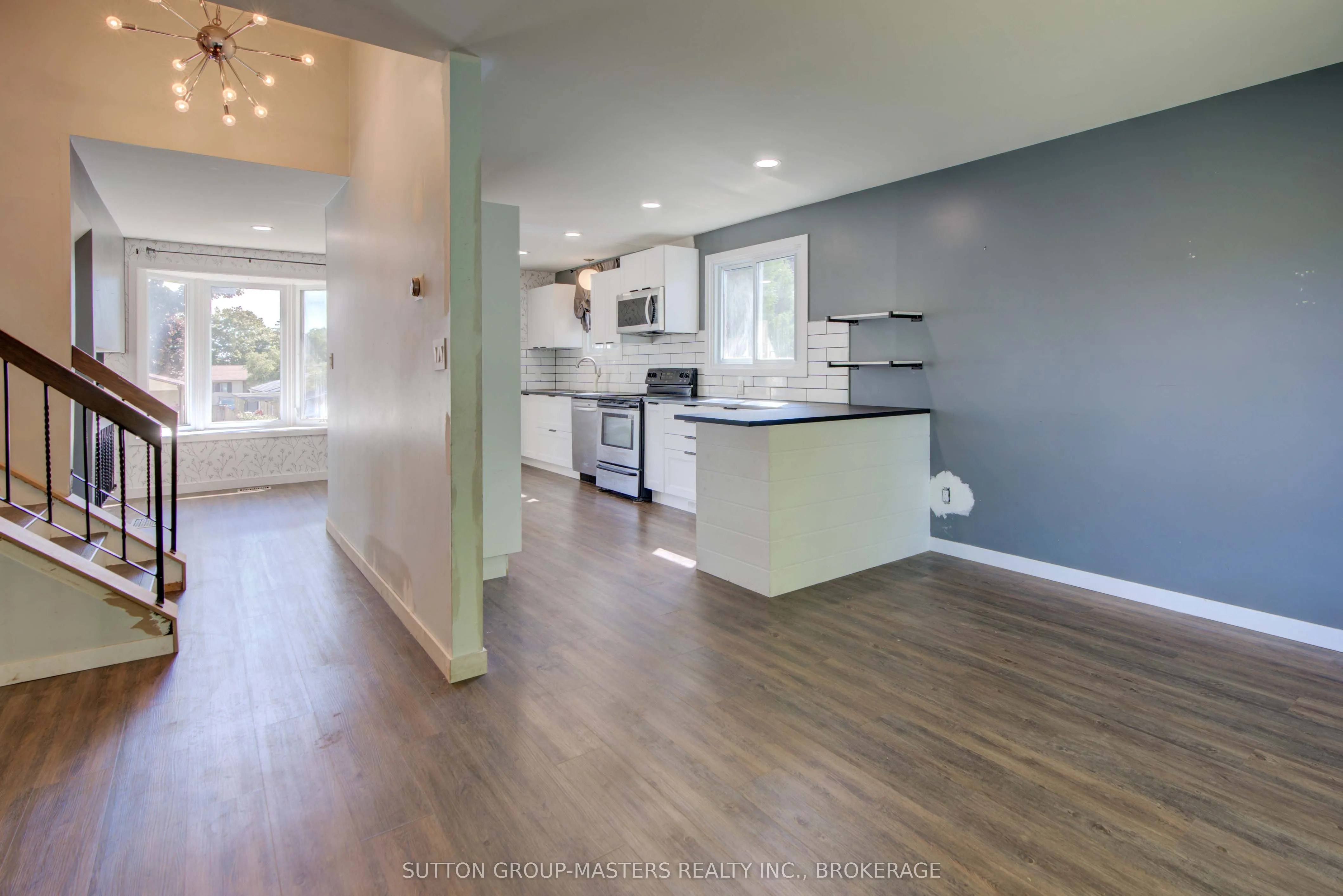 846 Sandringham Place