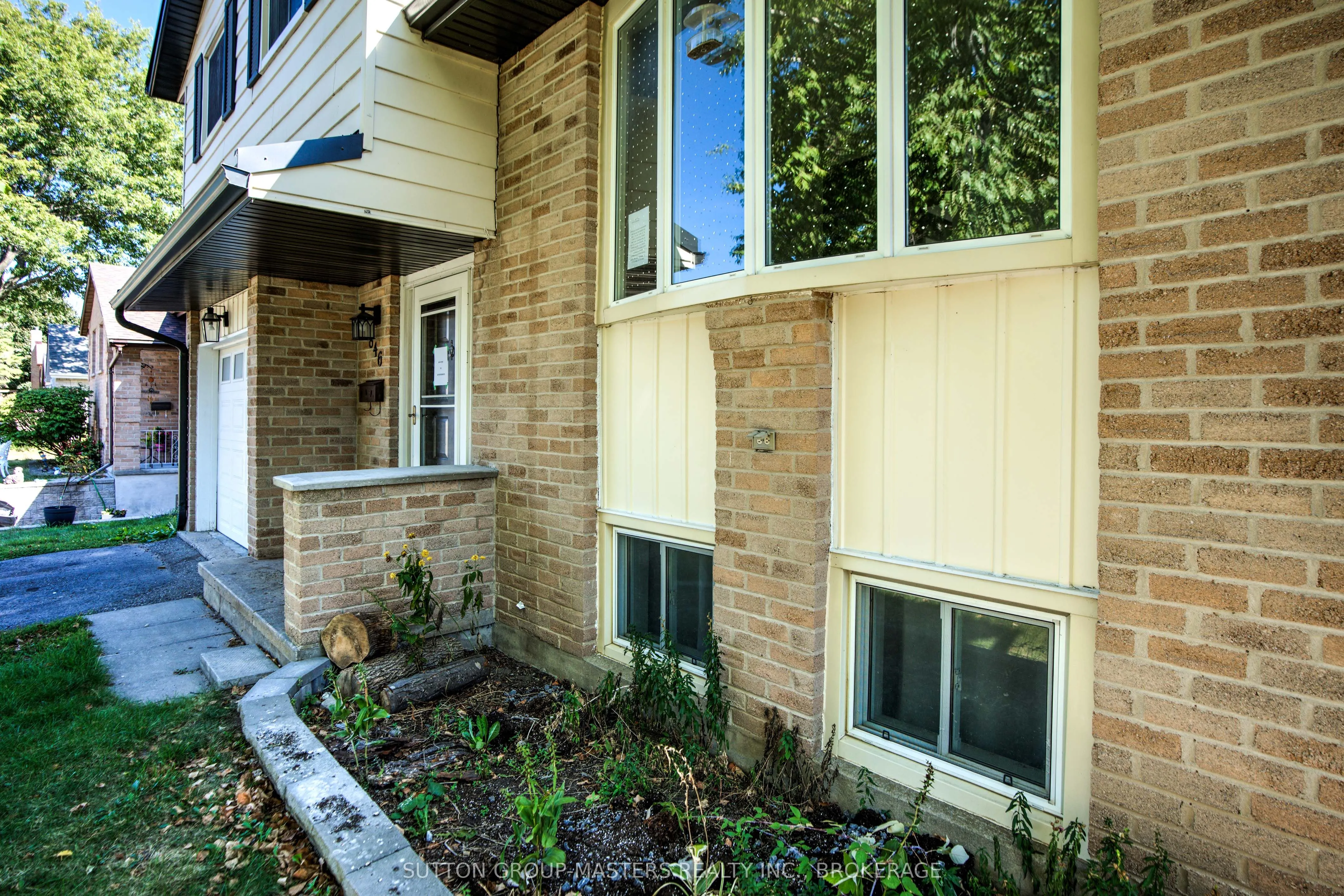 846 Sandringham Place