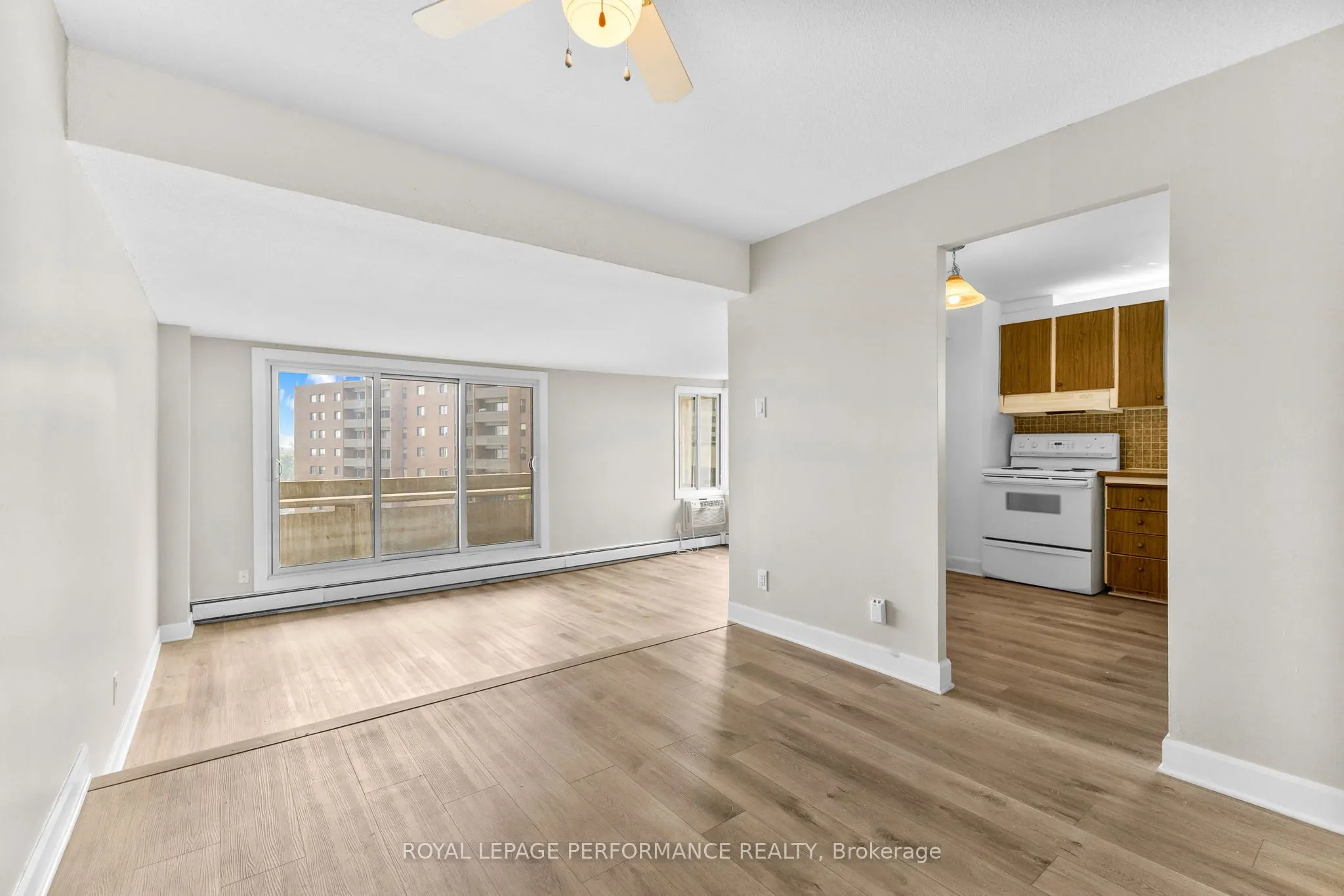 1171 Ambleside Drive, #1003