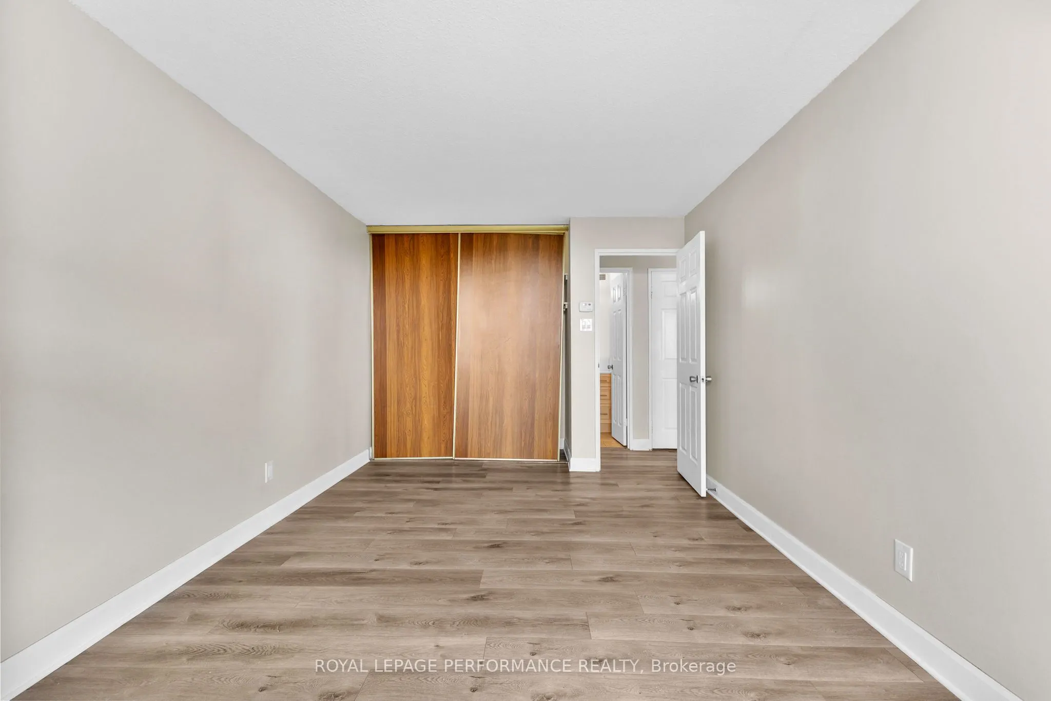 1171 Ambleside Drive, #1003