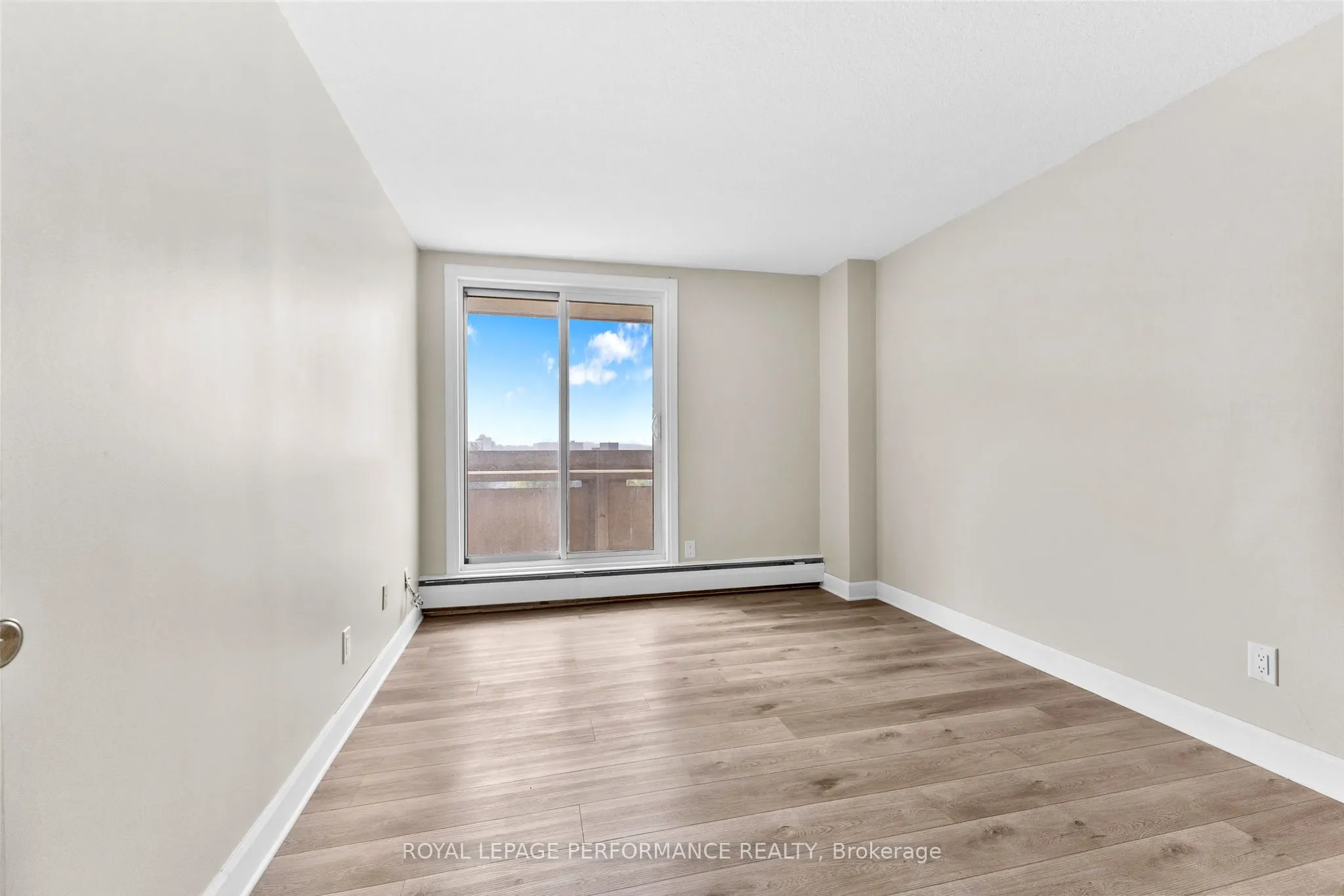 1171 Ambleside Drive, #1003
