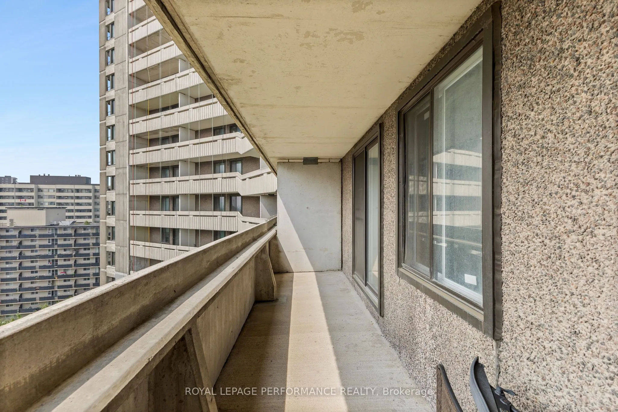 1171 Ambleside Drive, #1003