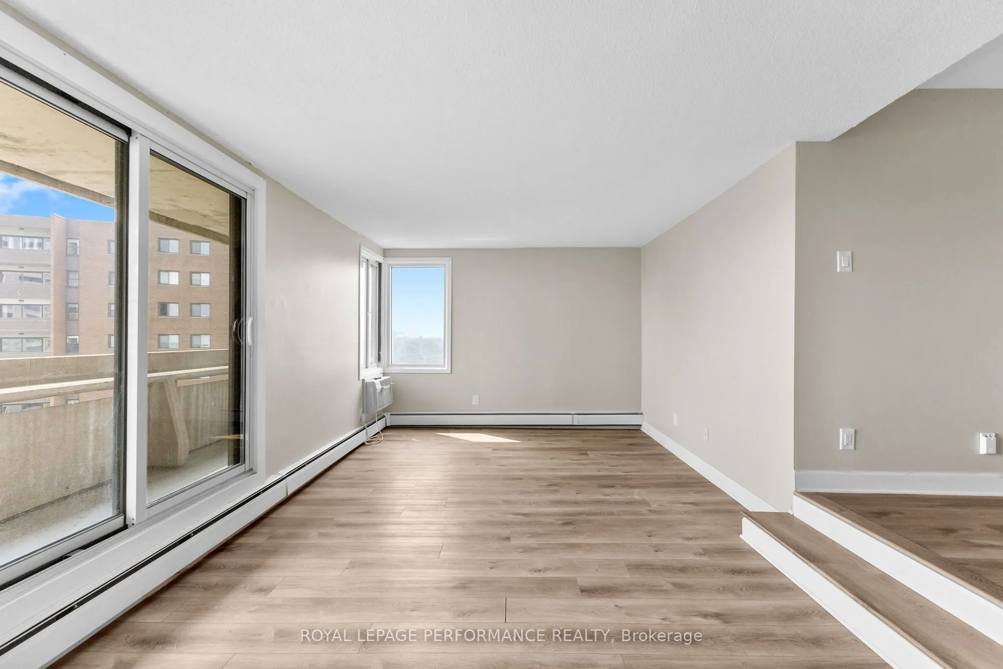 1171 Ambleside Drive, #1003