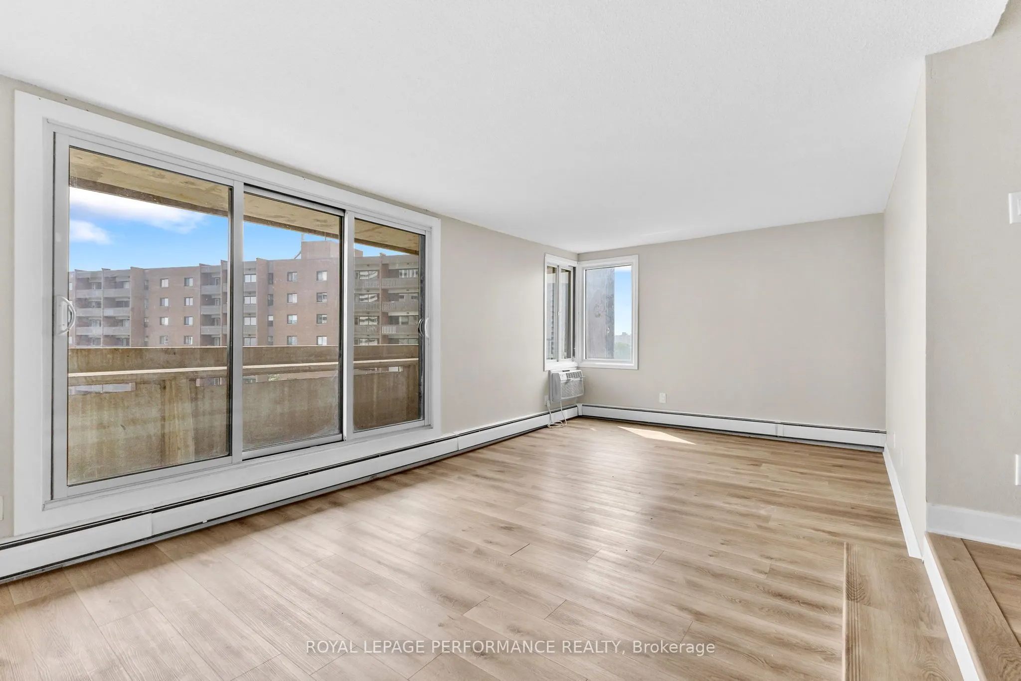 1171 Ambleside Drive, #1003