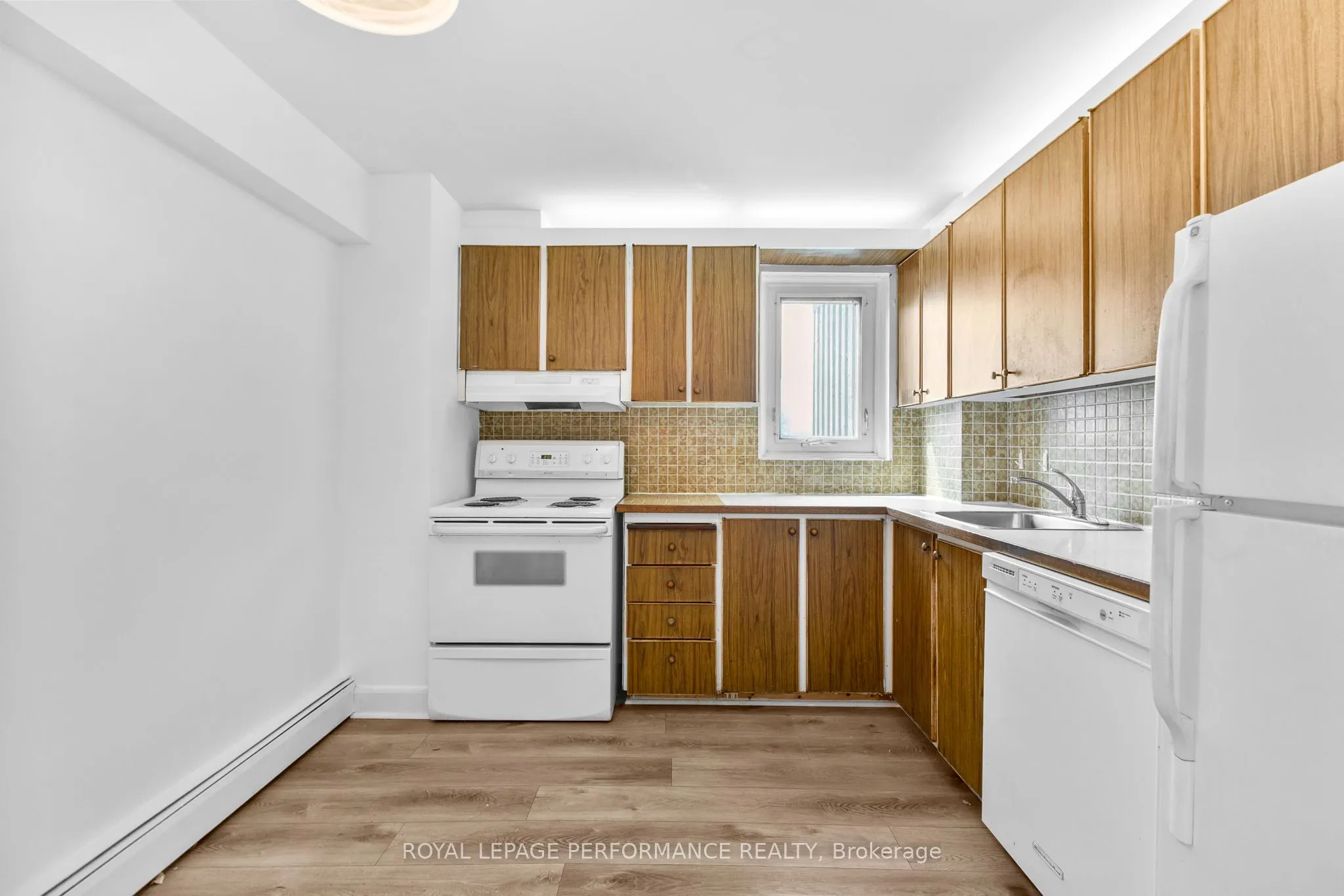1171 Ambleside Drive, #1003