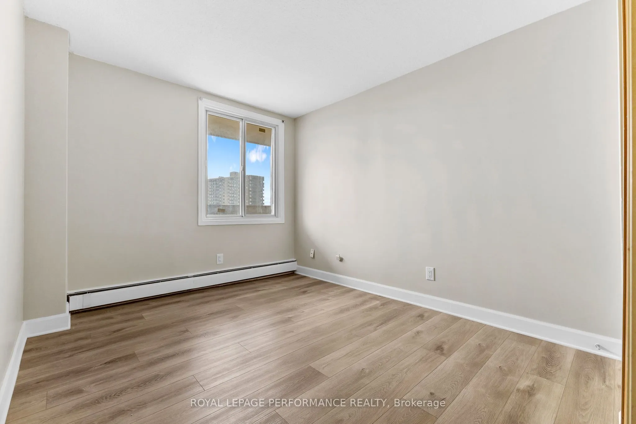1171 Ambleside Drive, #1003
