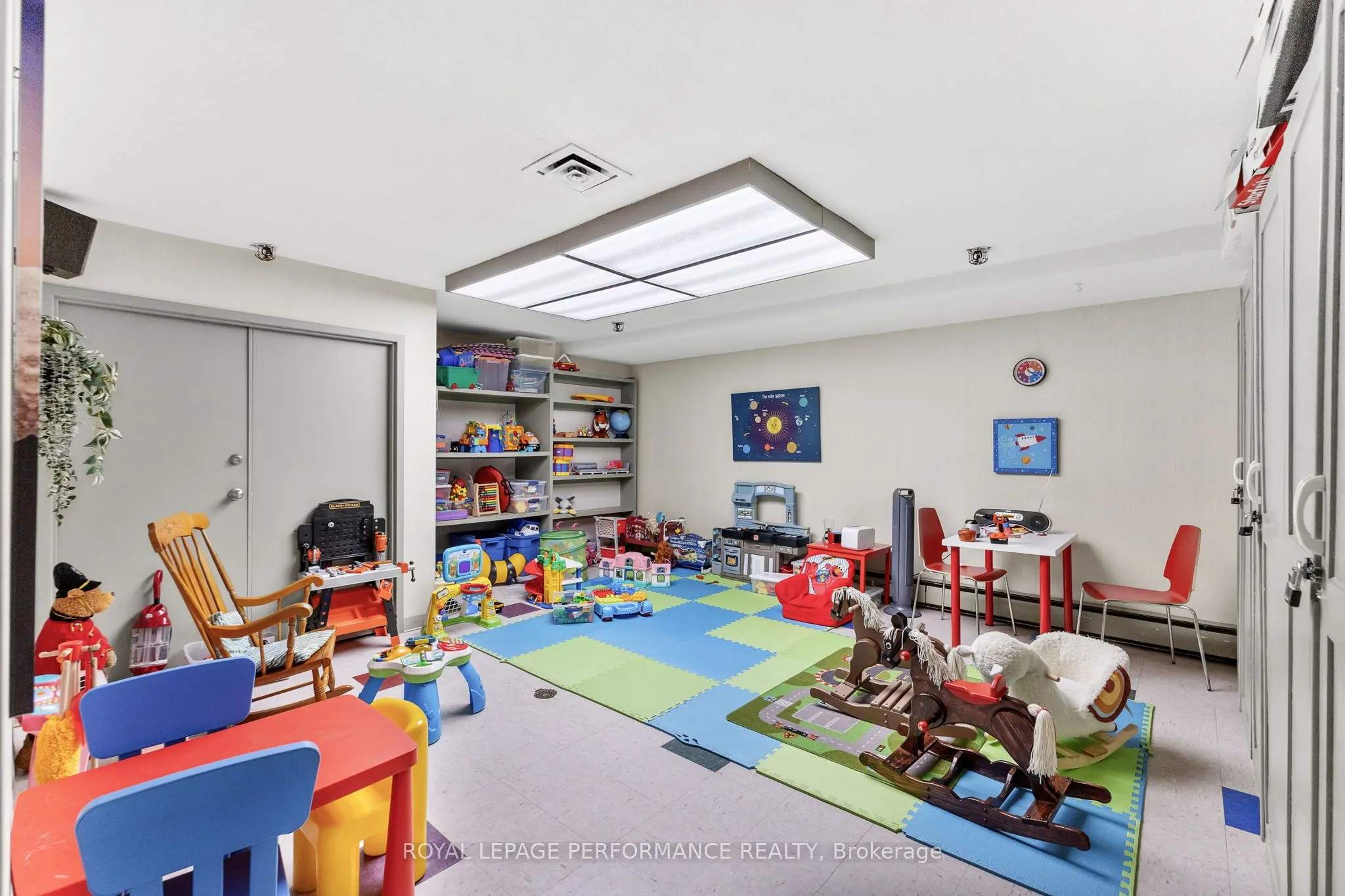 1171 Ambleside Drive, #1003