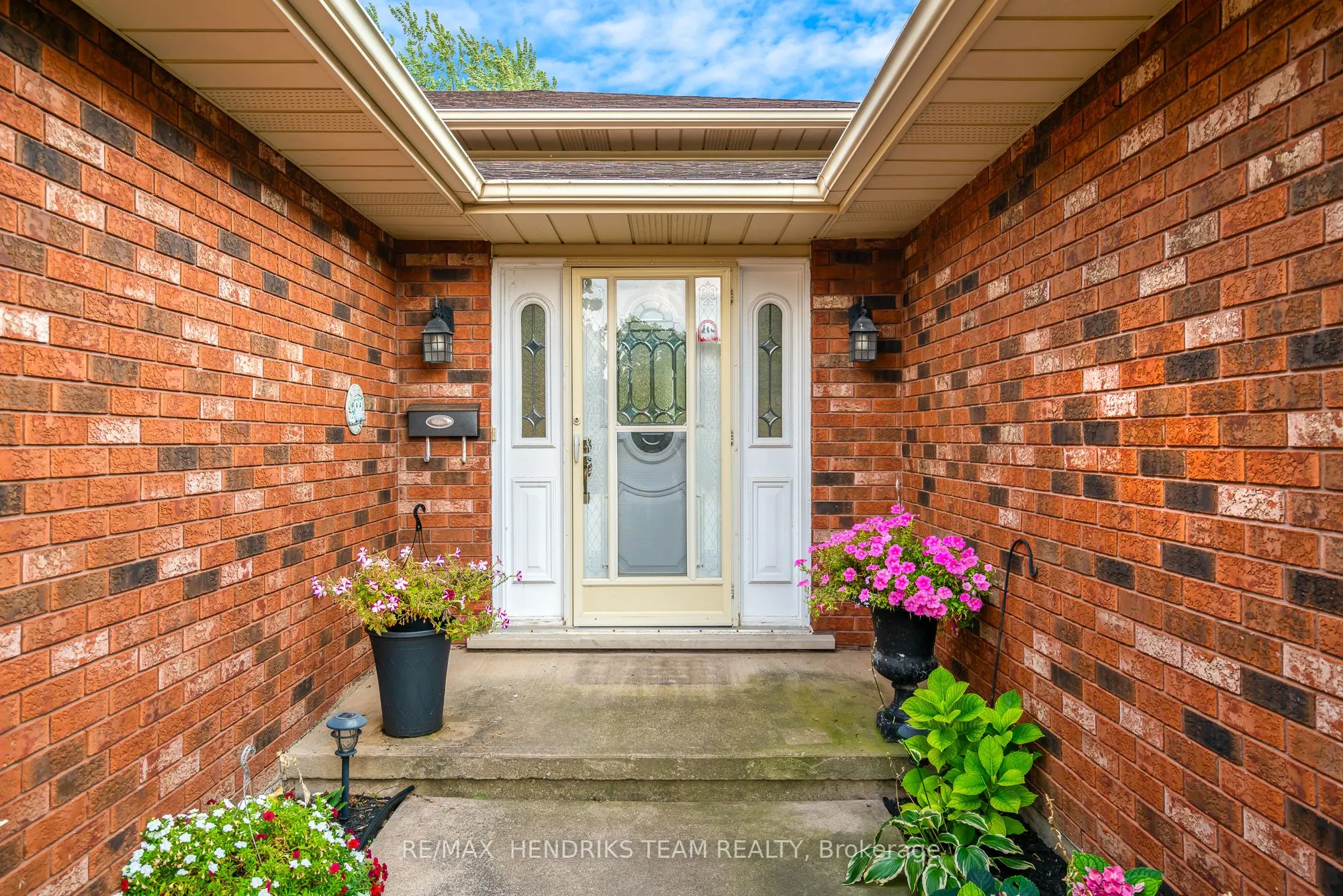 3688 Cardinal Drive