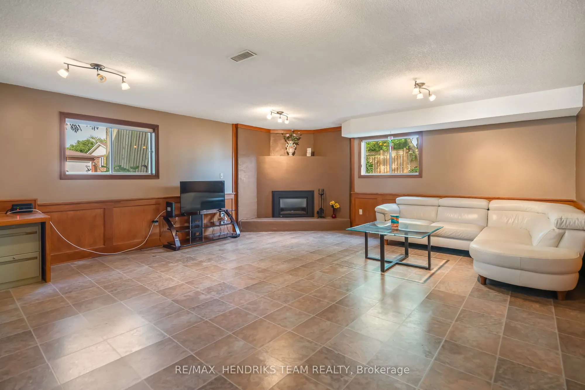 3688 Cardinal Drive