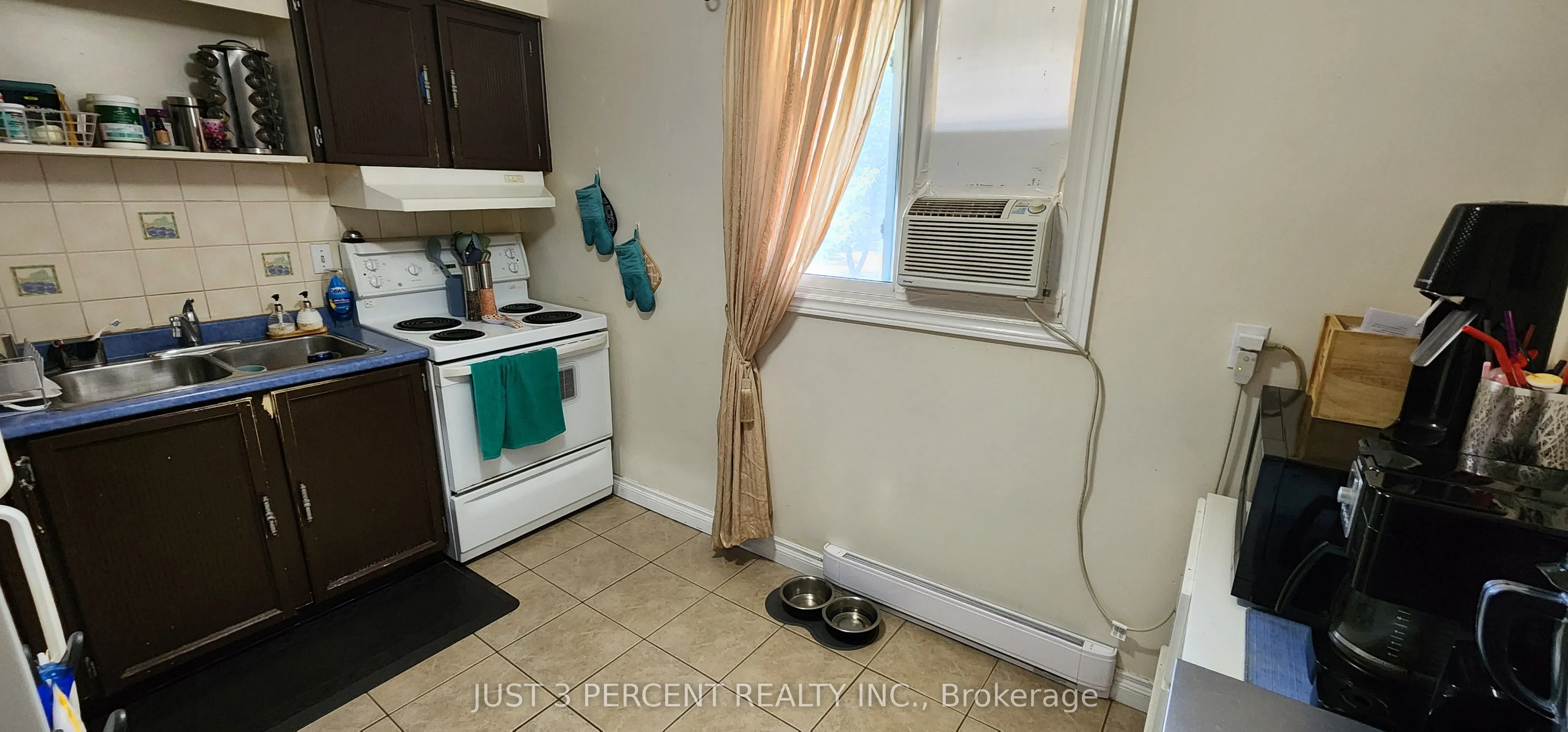 30 Champlain Crescent, #23