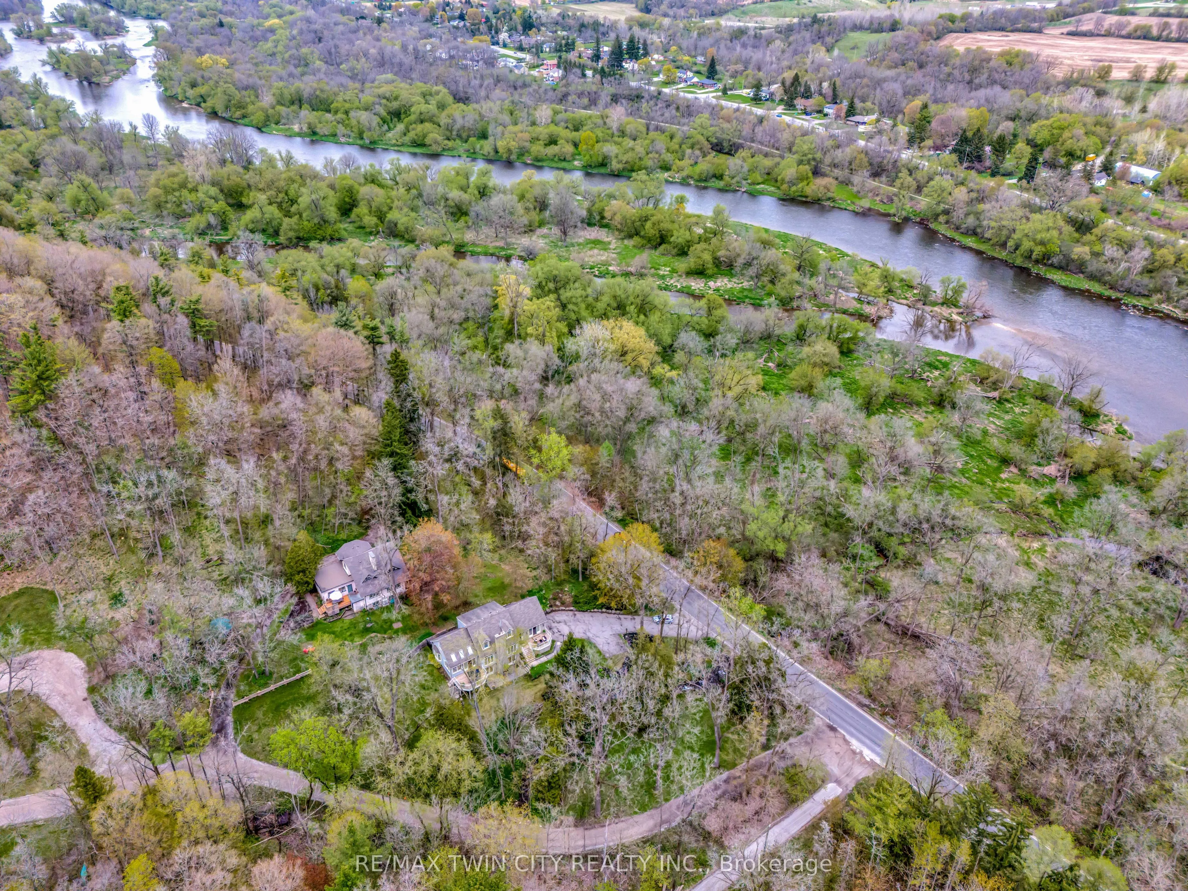 1298 WEST RIVER Road