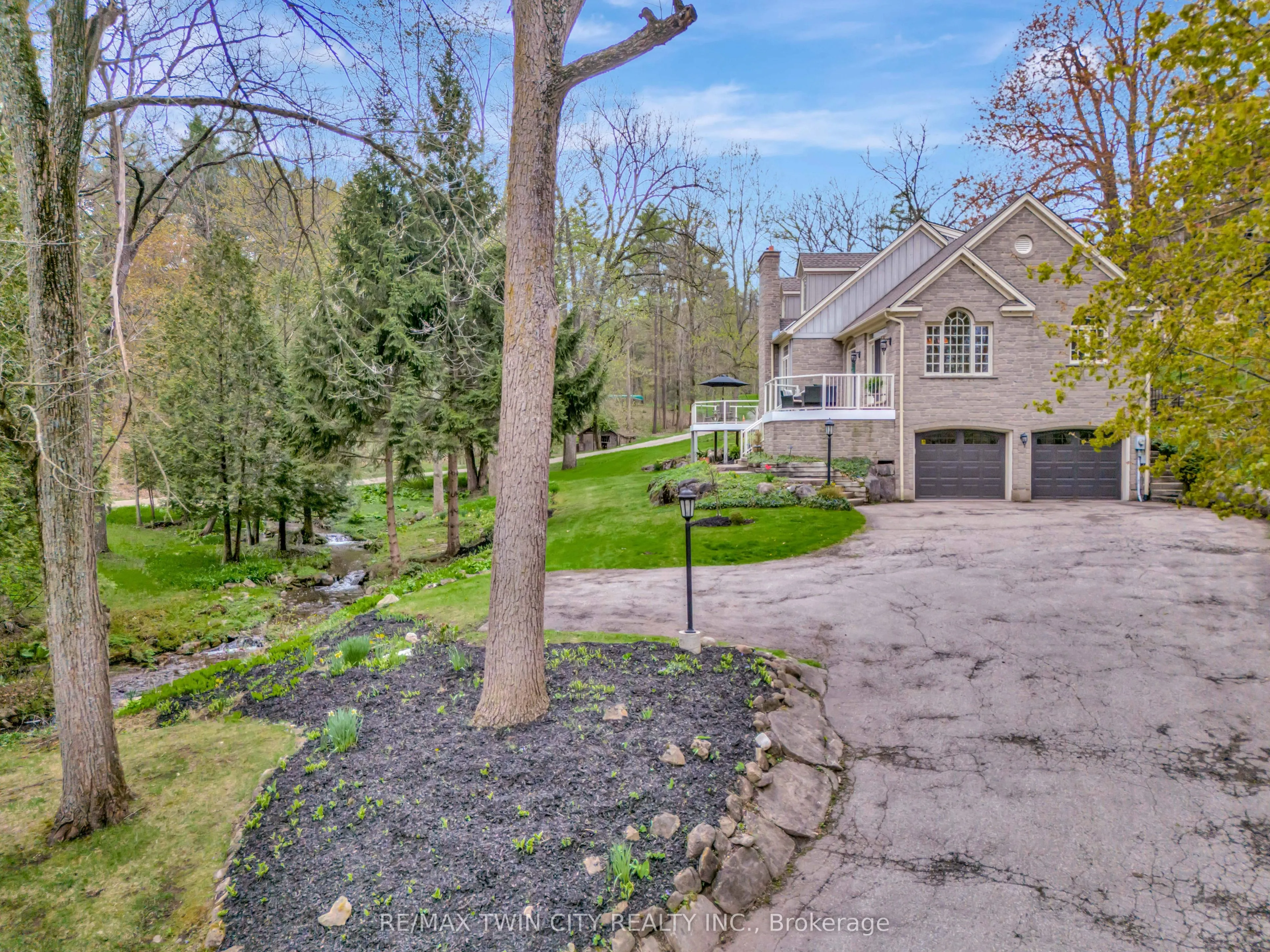1298 WEST RIVER Road