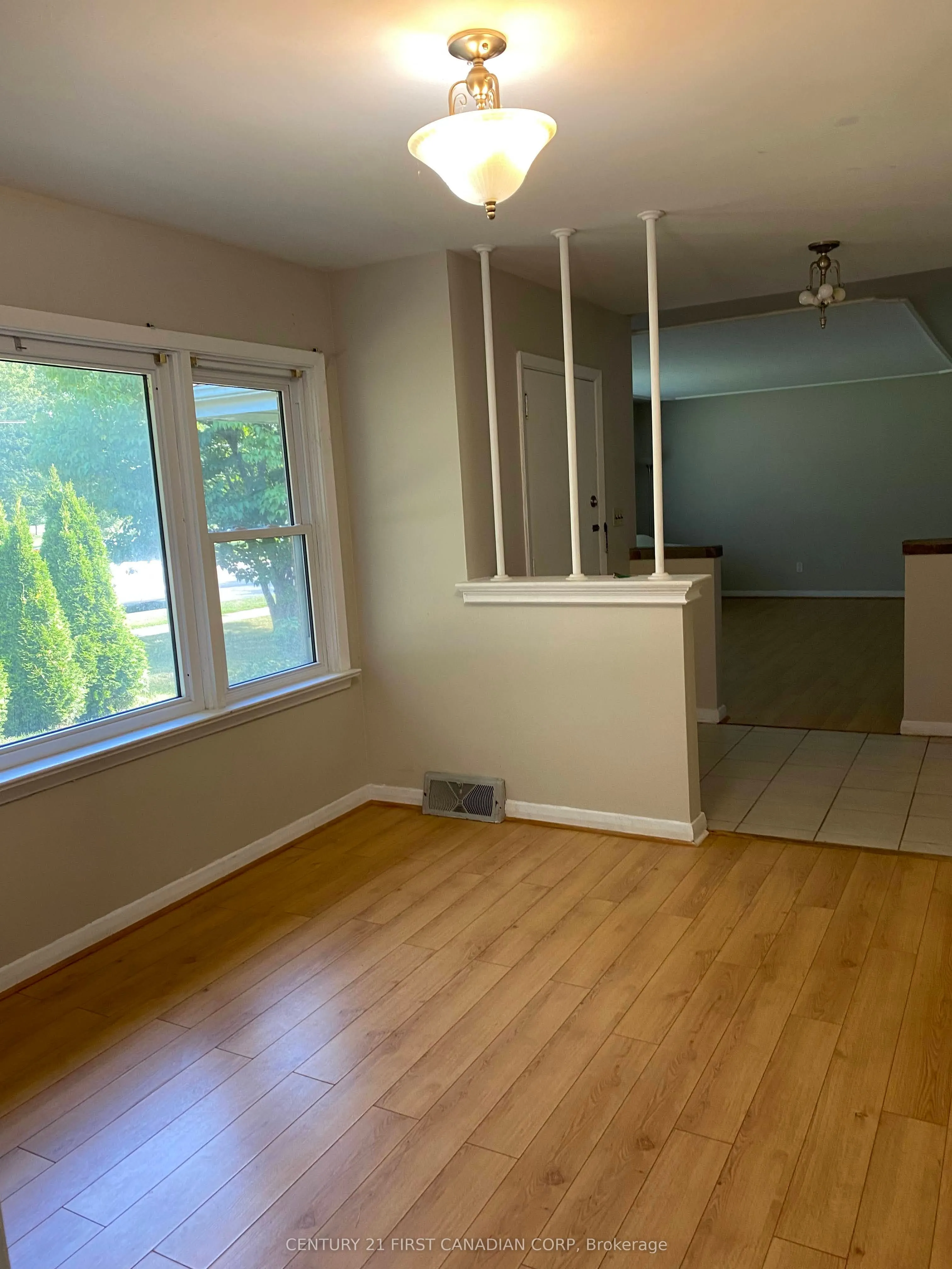 270 Sarnia Road, #main level