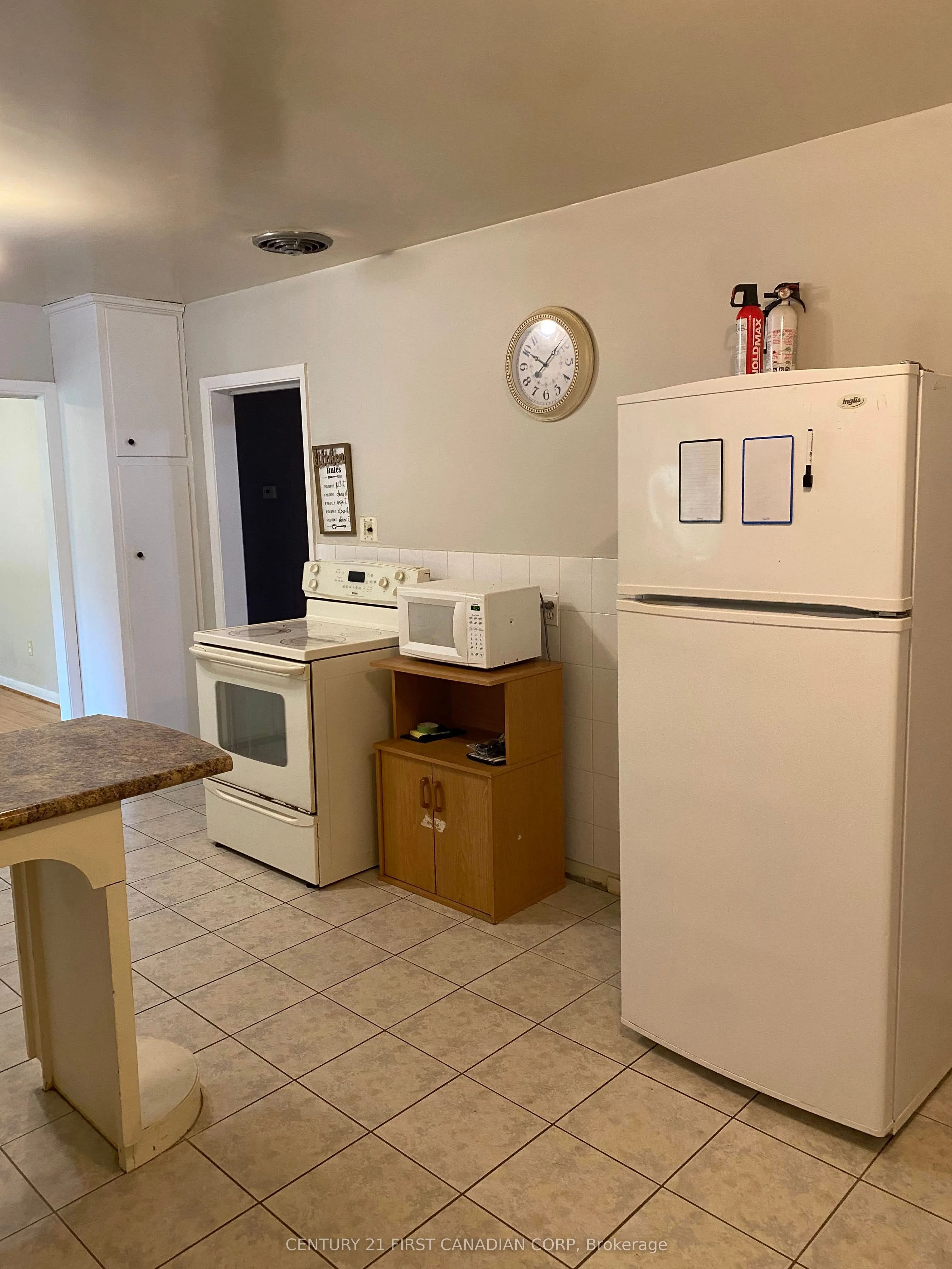 270 Sarnia Road, #main level