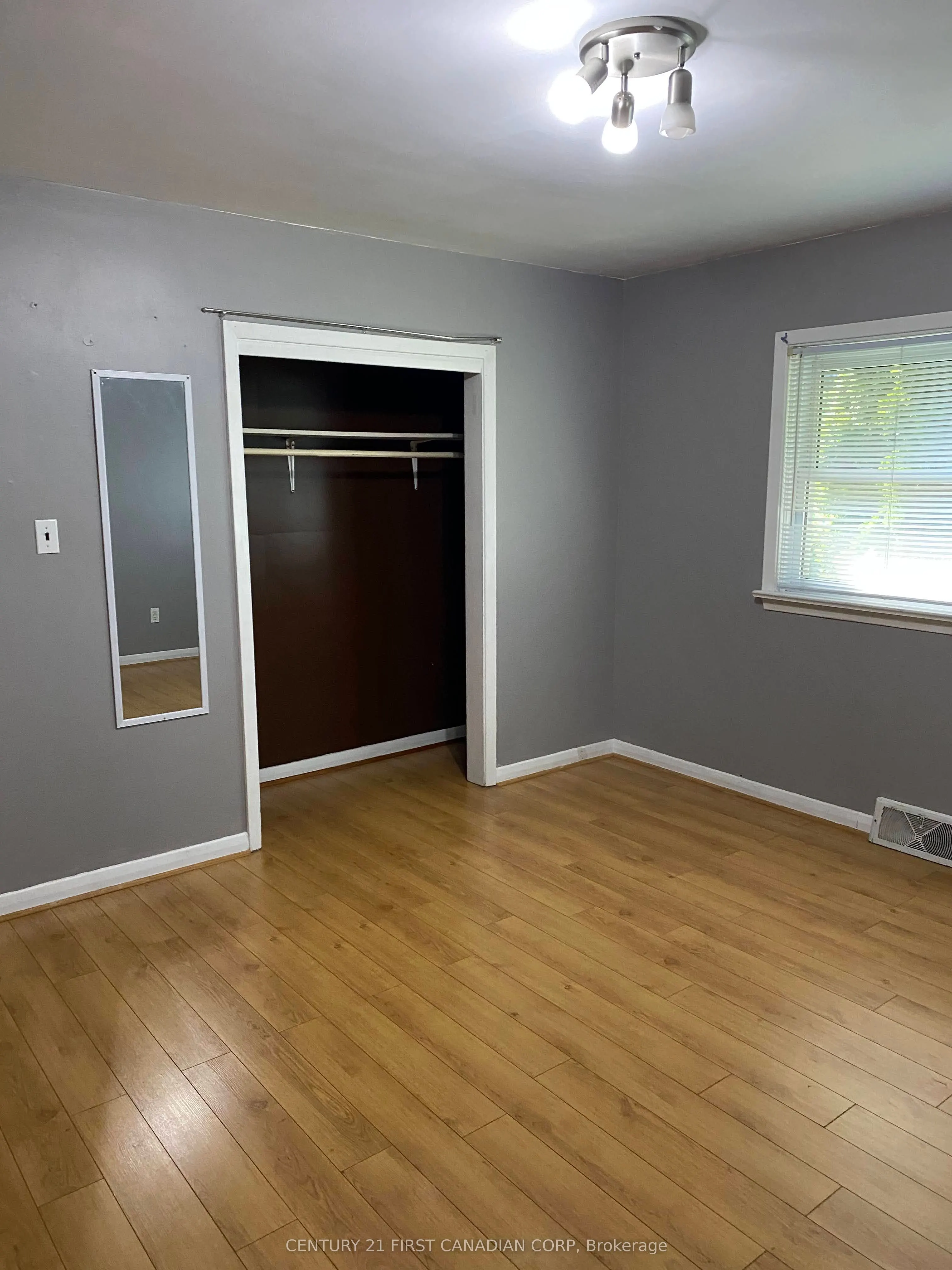 270 Sarnia Road, #main level