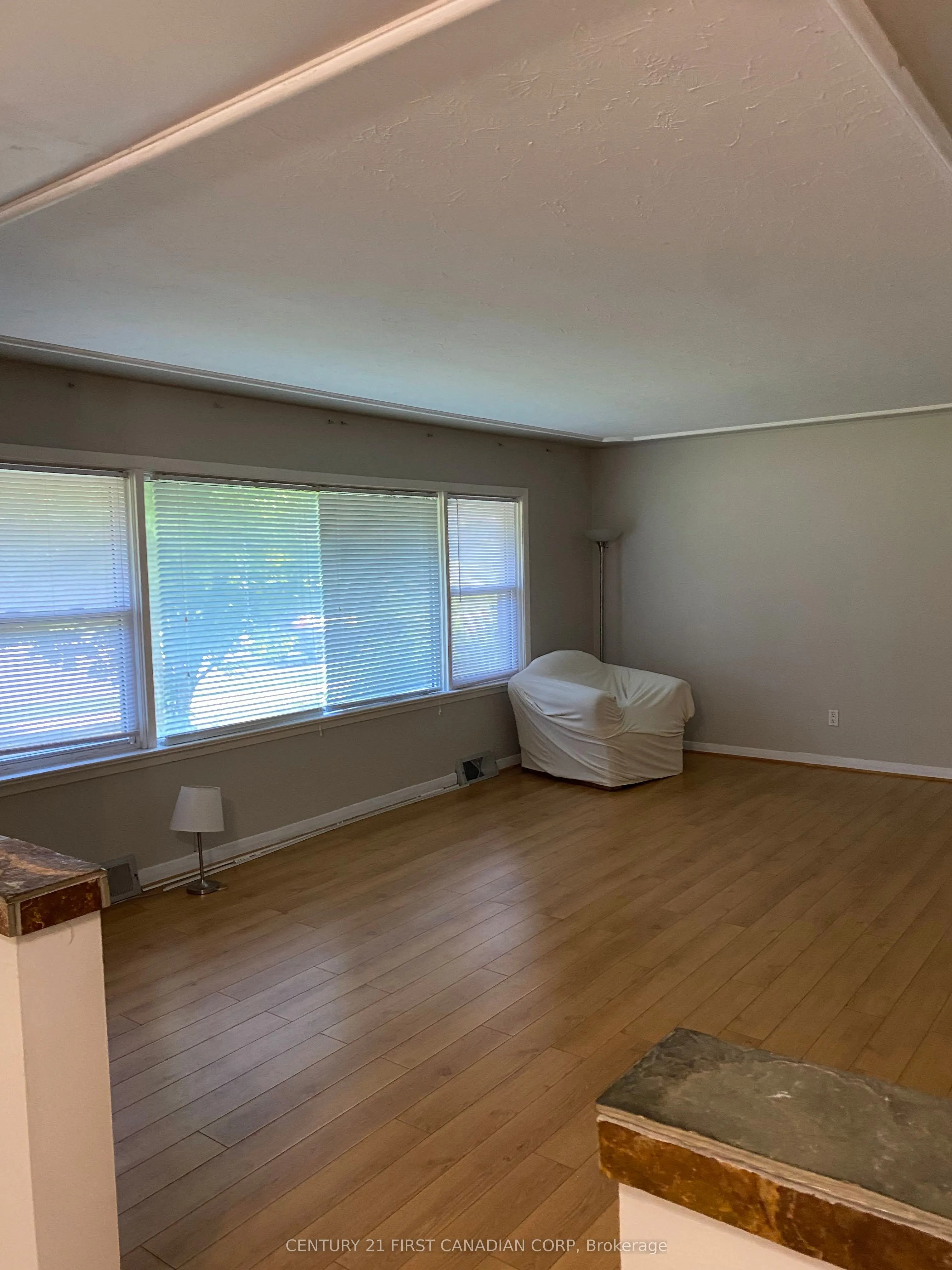 270 Sarnia Road, #main level