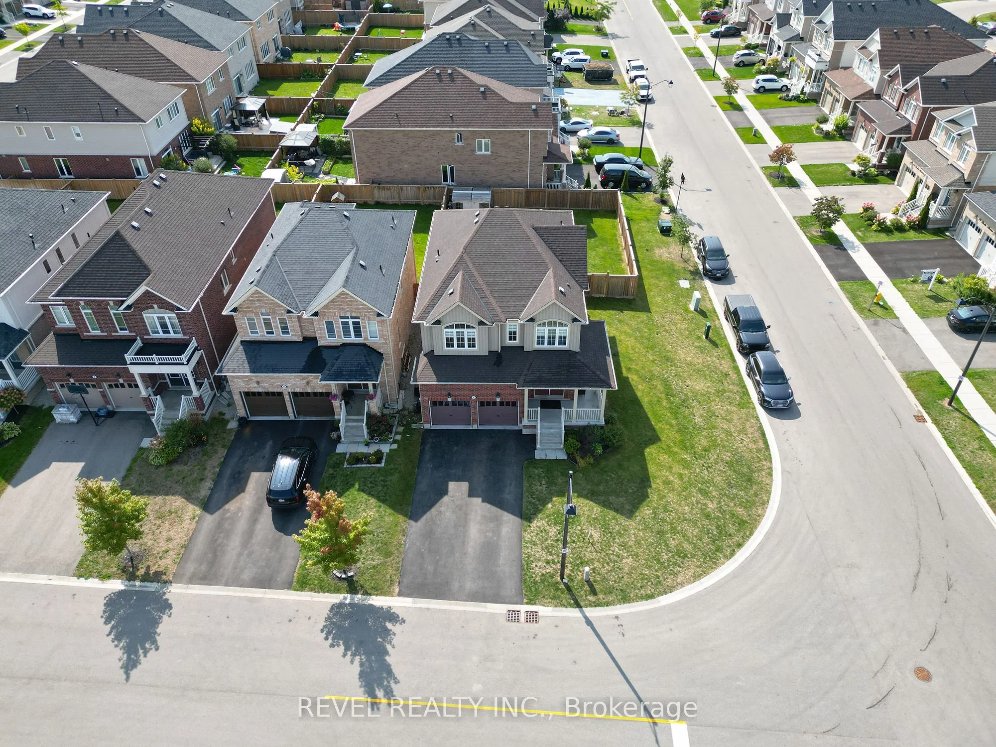 2 Attlebery Crescent