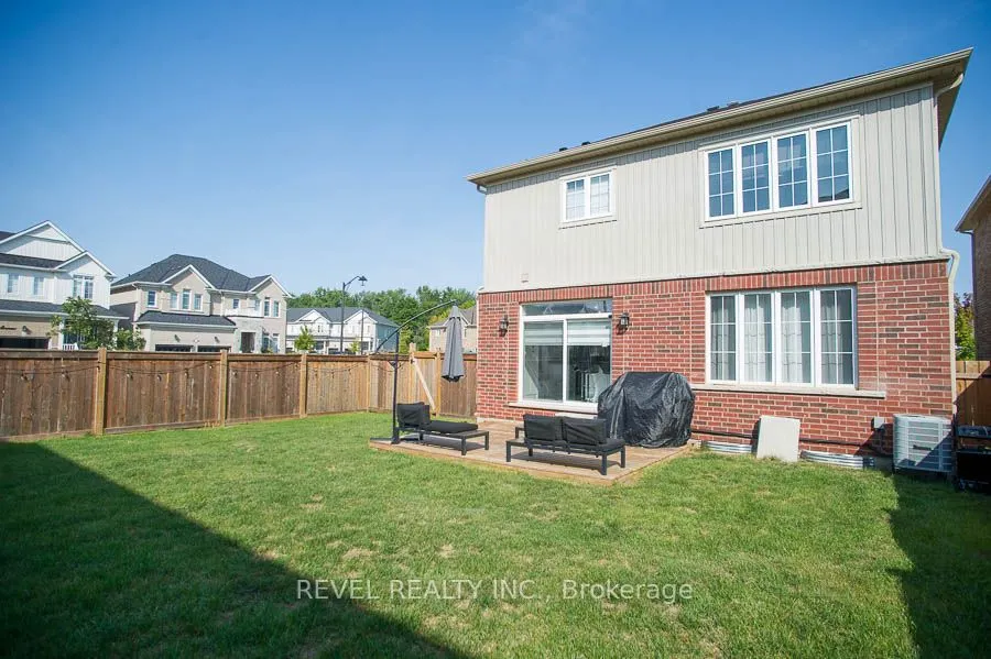 2 Attlebery Crescent