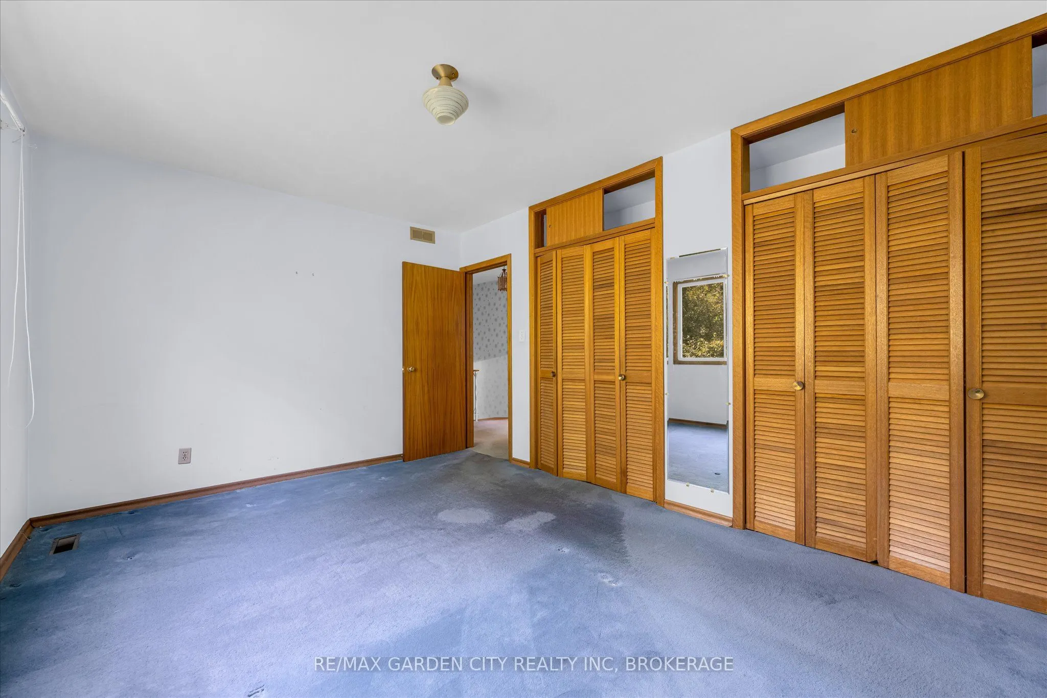 3 ALLANDALE Drive