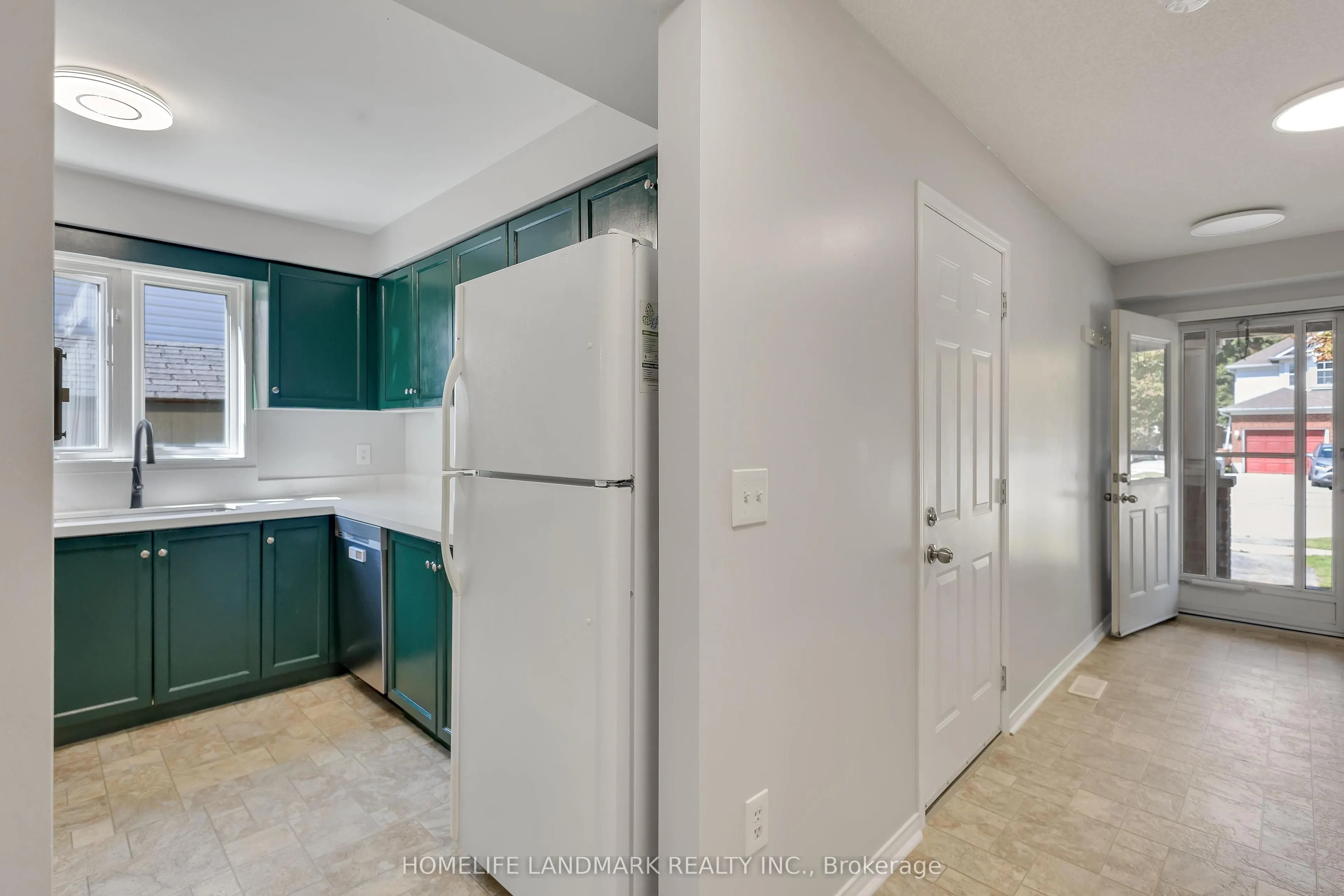34 Southcreek Trail