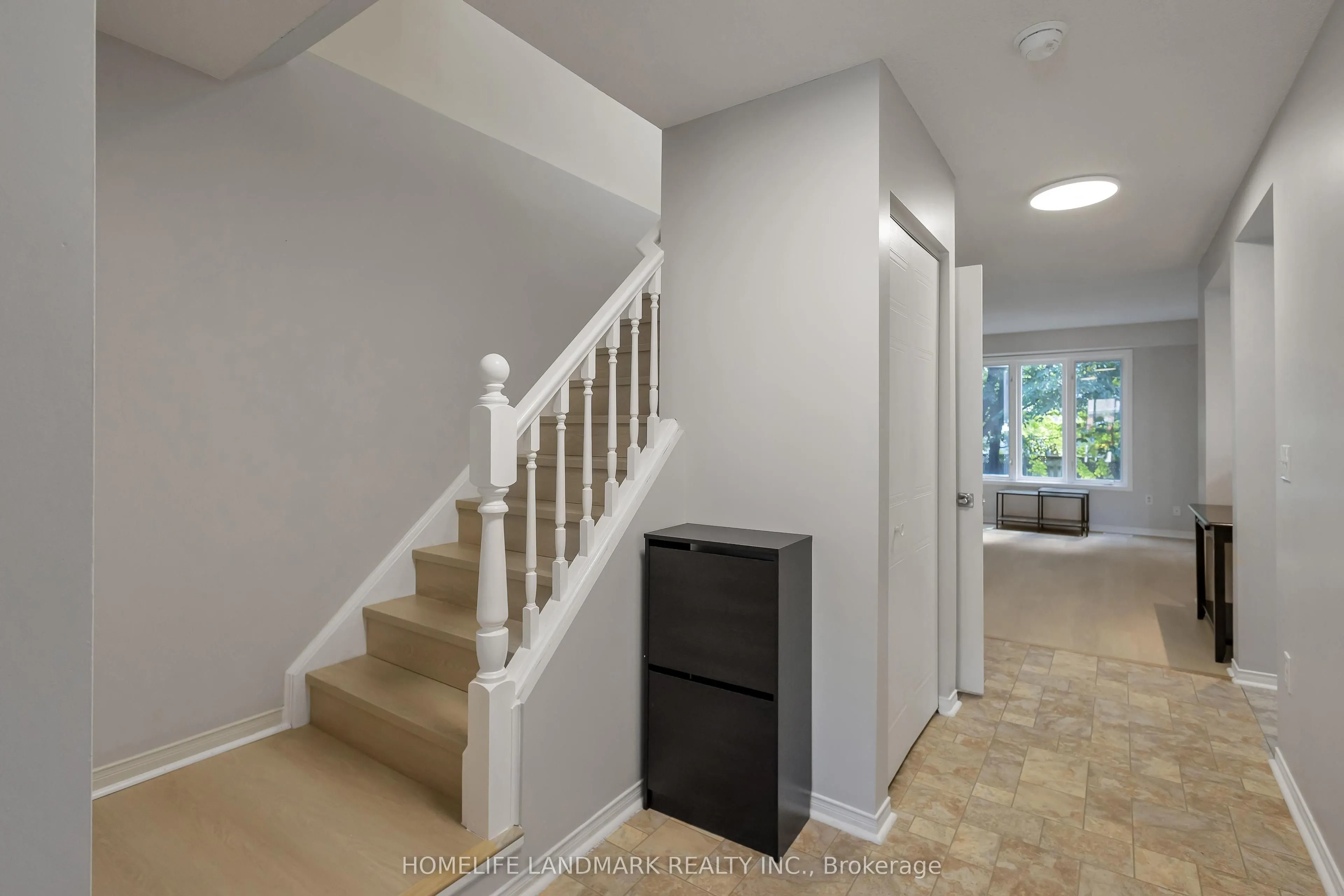 34 Southcreek Trail