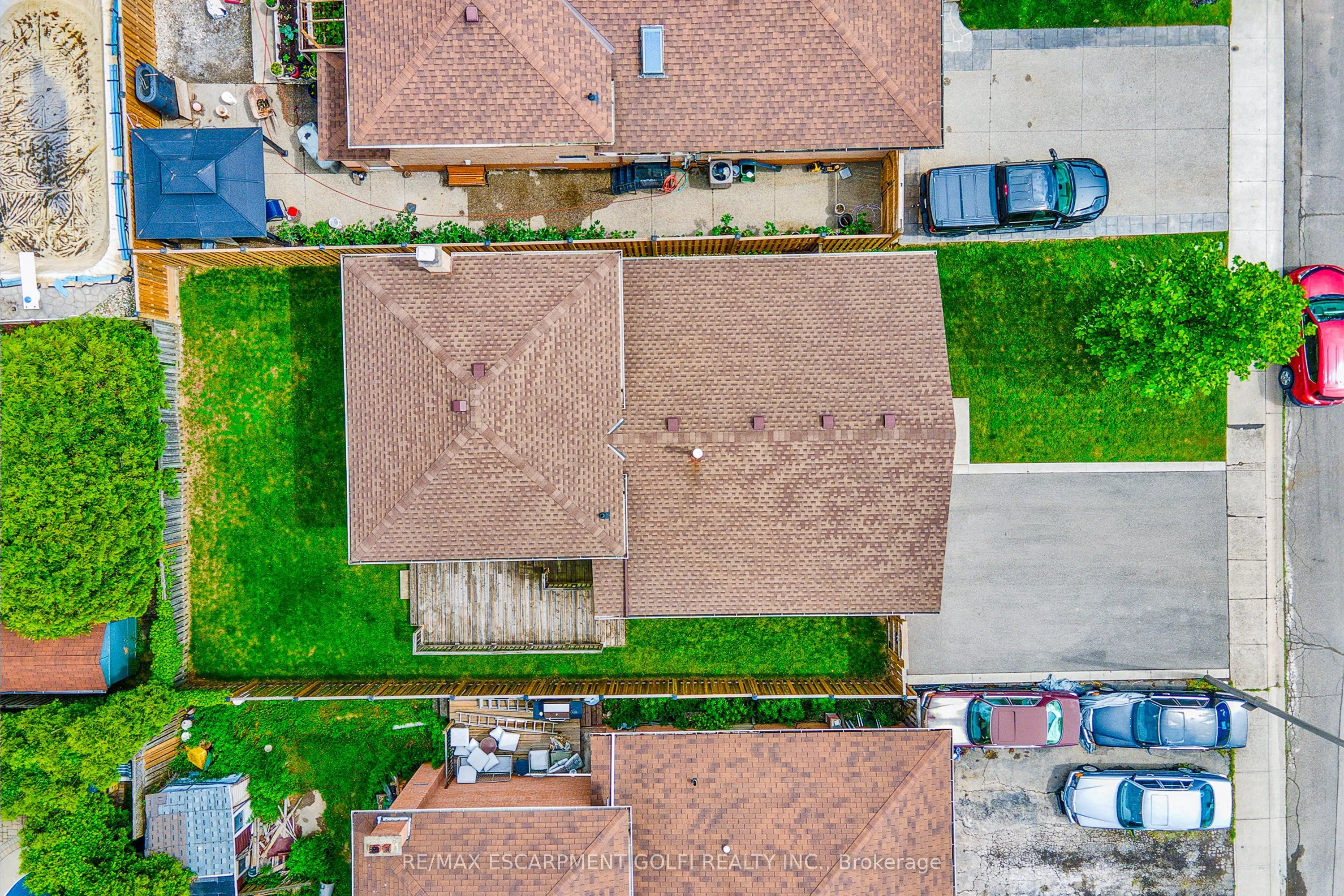 9 Valanna Court