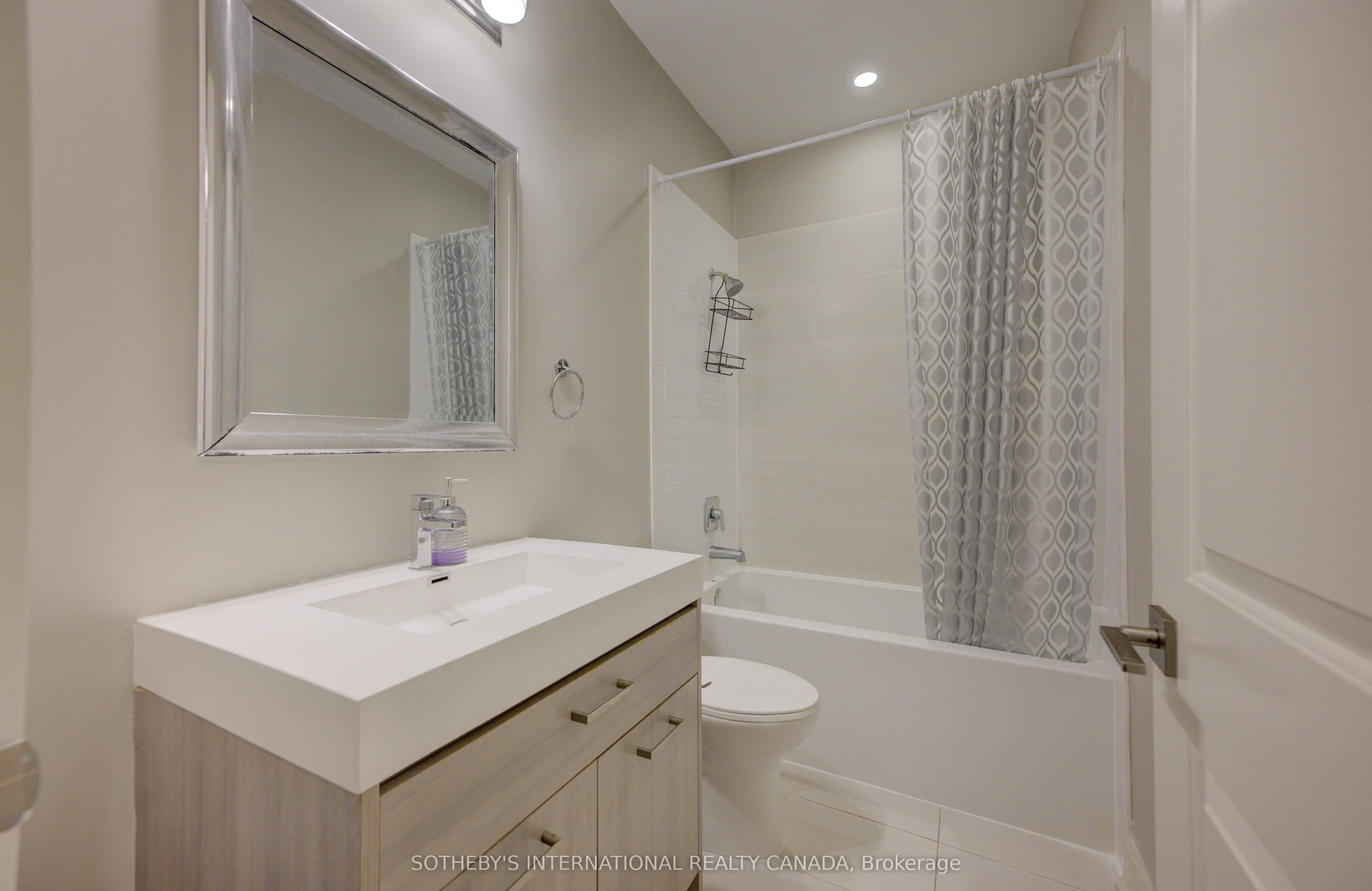 150 Main Street, #415