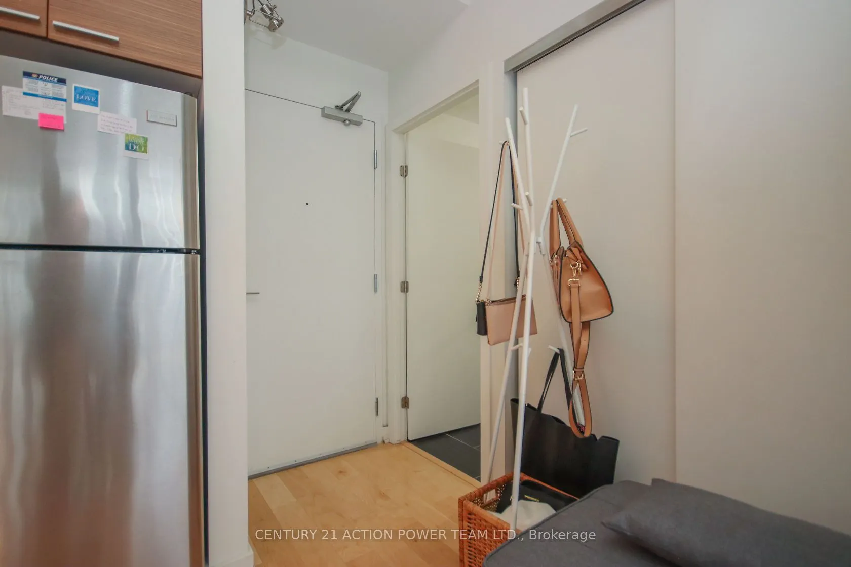 349 Mcleod Street, #827