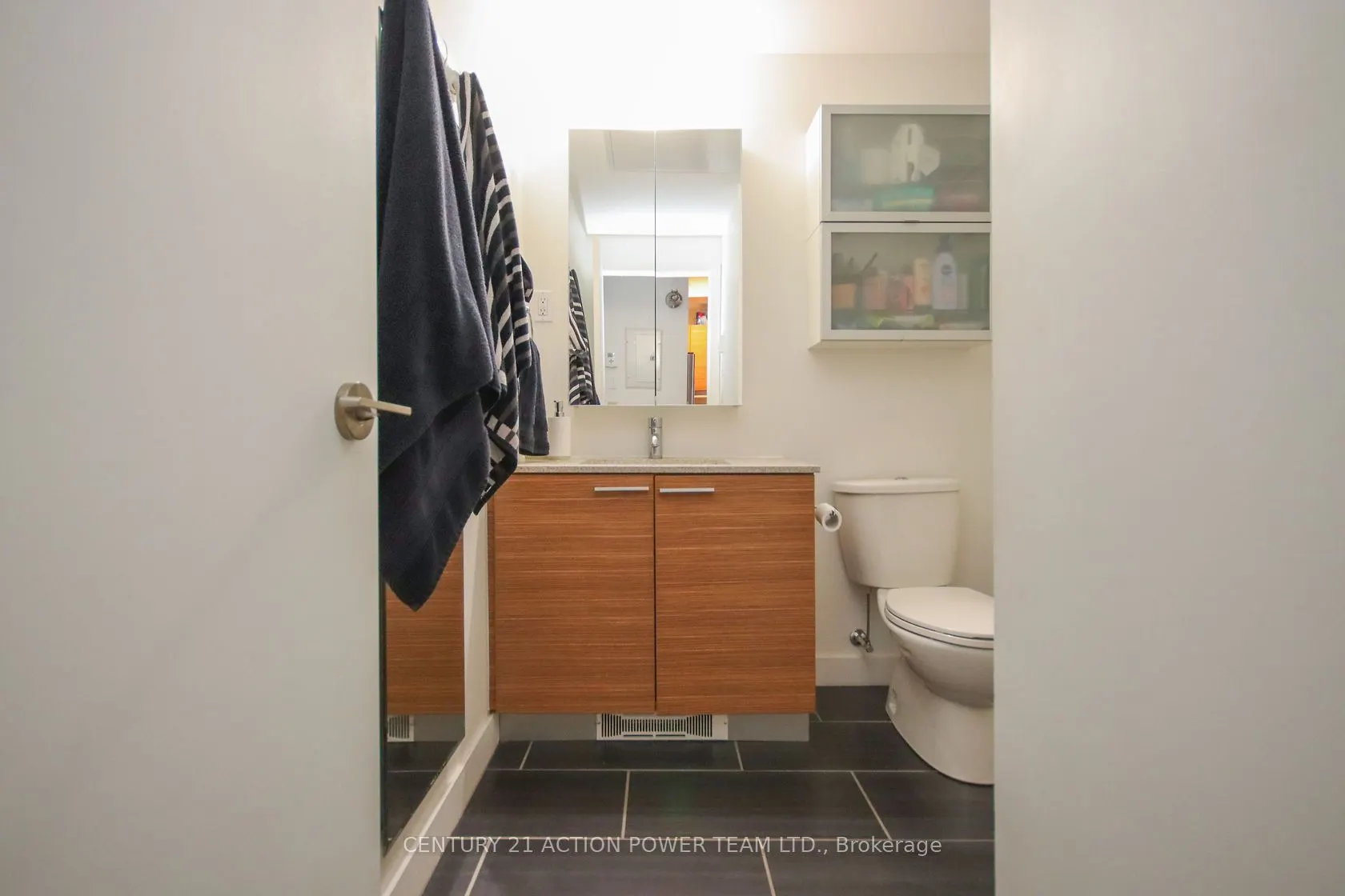 349 Mcleod Street, #827