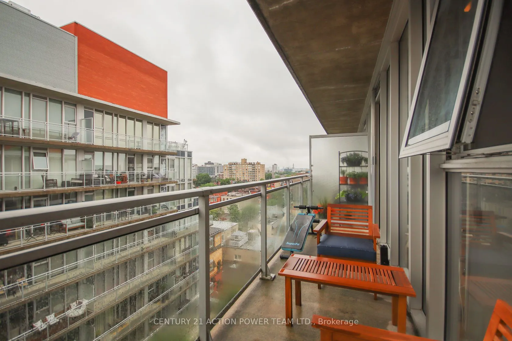 349 Mcleod Street, #827