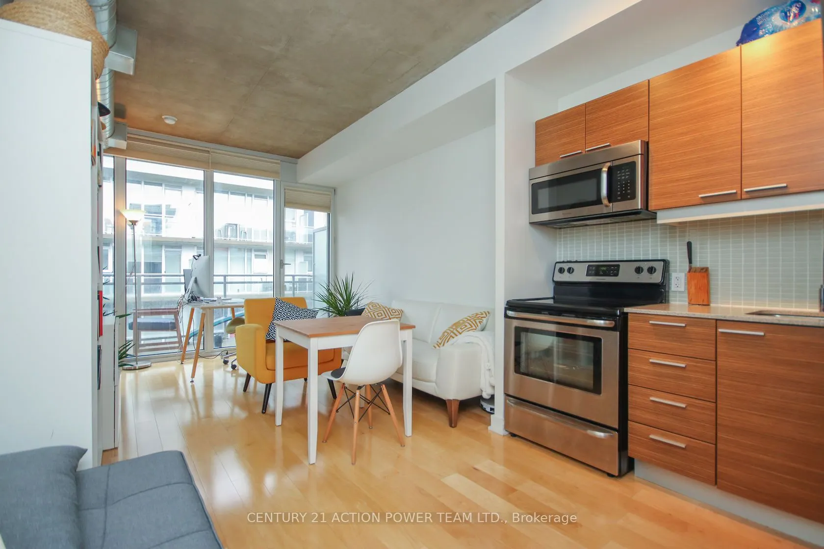 349 Mcleod Street, #827
