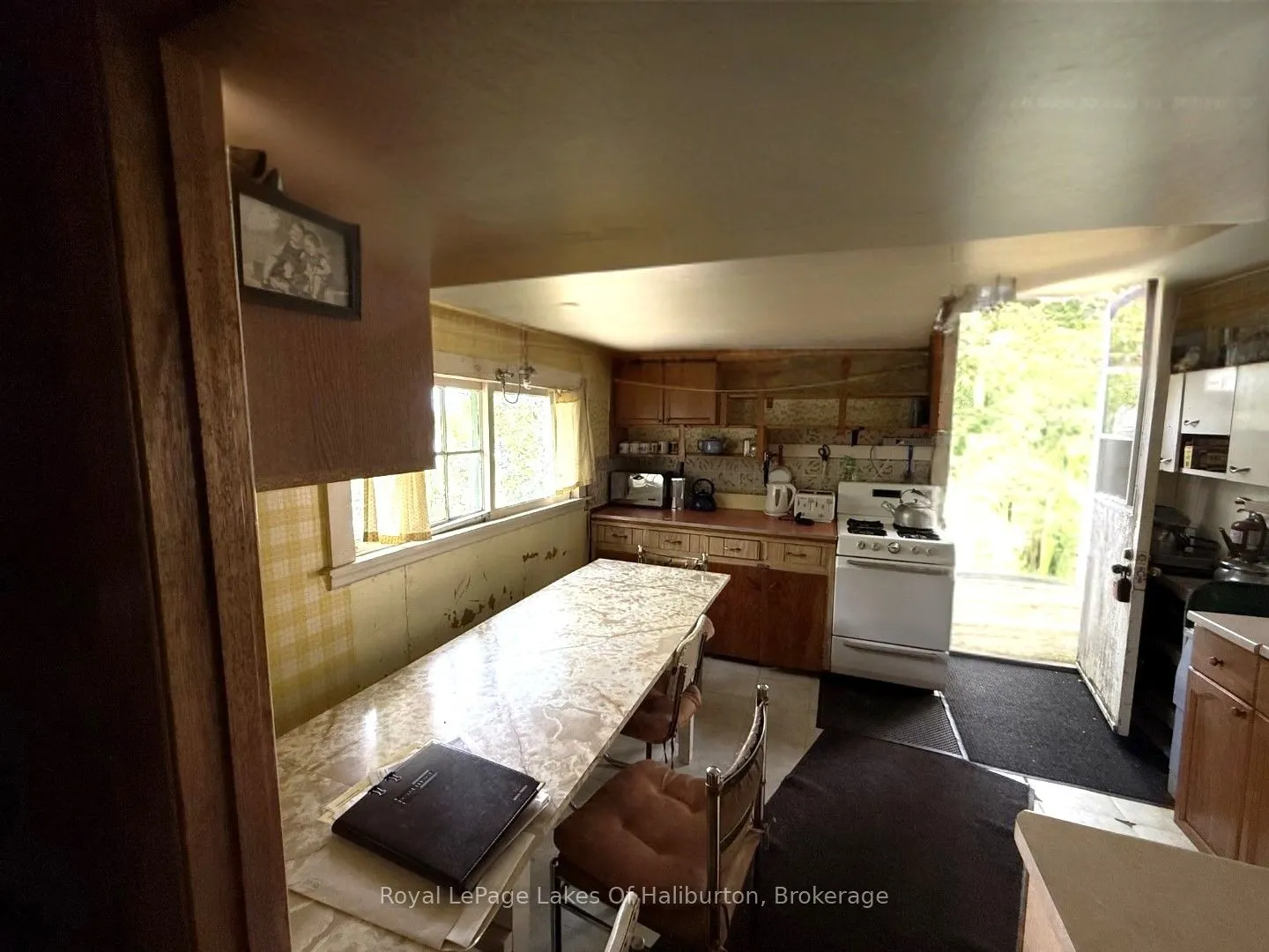 1407 Paynes Road