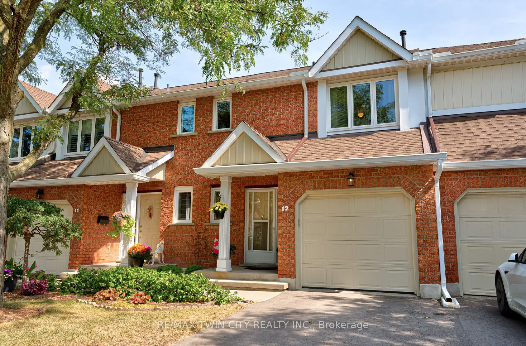 523 Beechwood Drive, #12