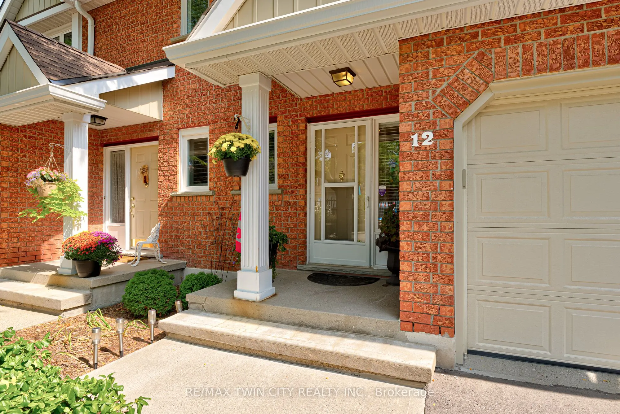 523 Beechwood Drive, #12