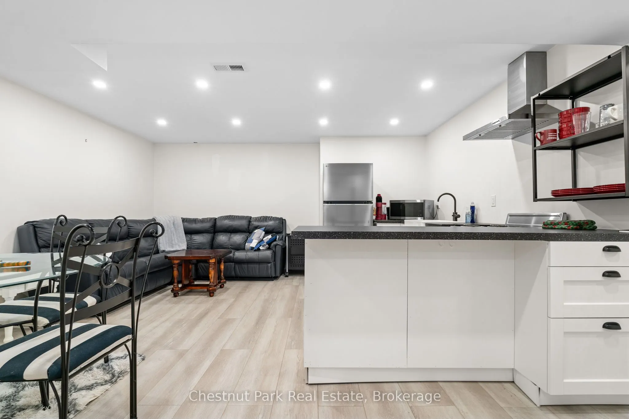 17 Windsong Crescent