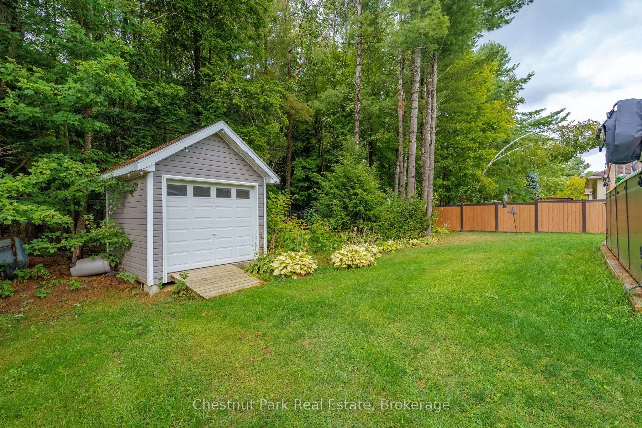 17 Windsong Crescent
